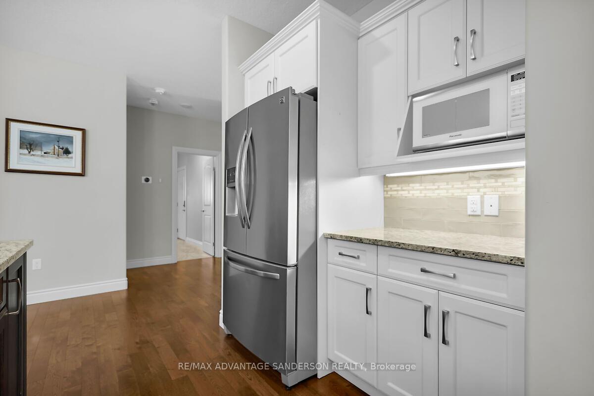 Photo 18 of 173 Martin Drive, Middlesex Centre, Ilderton — HOMEH
