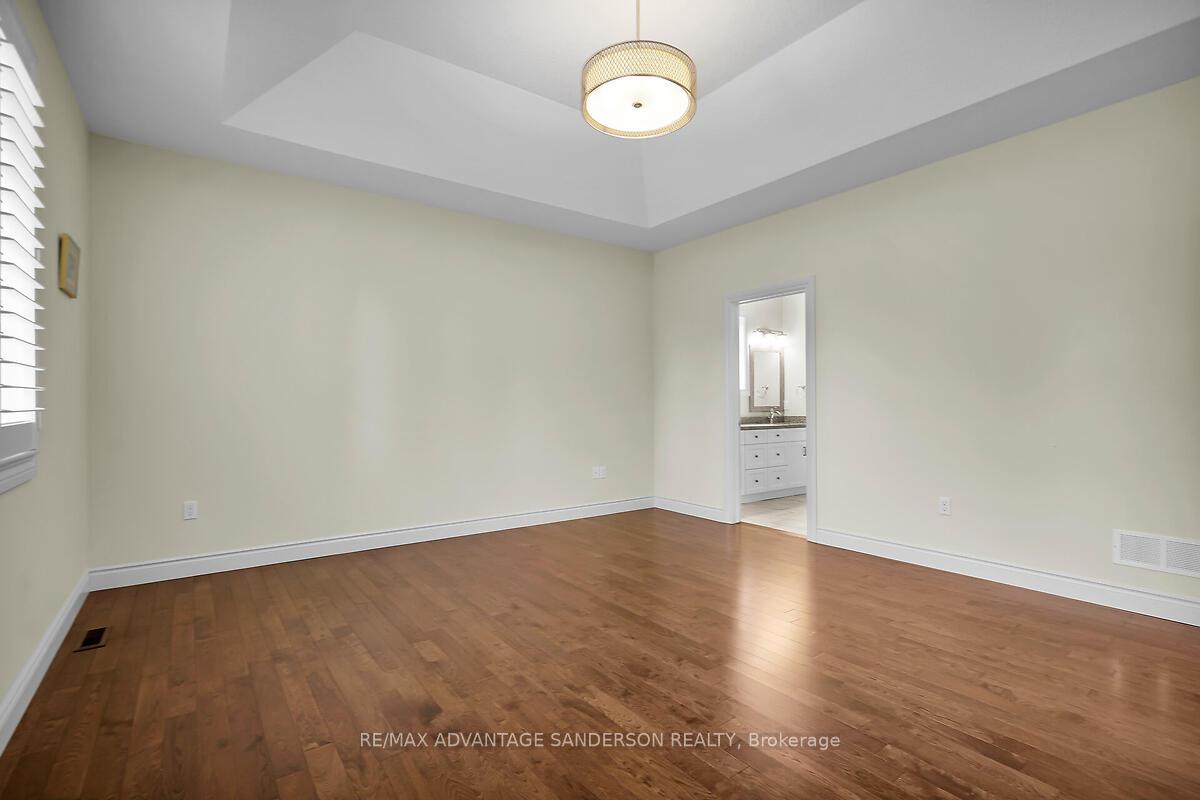 Photo 30 of 173 Martin Drive, Middlesex Centre, Ilderton — HOMEH