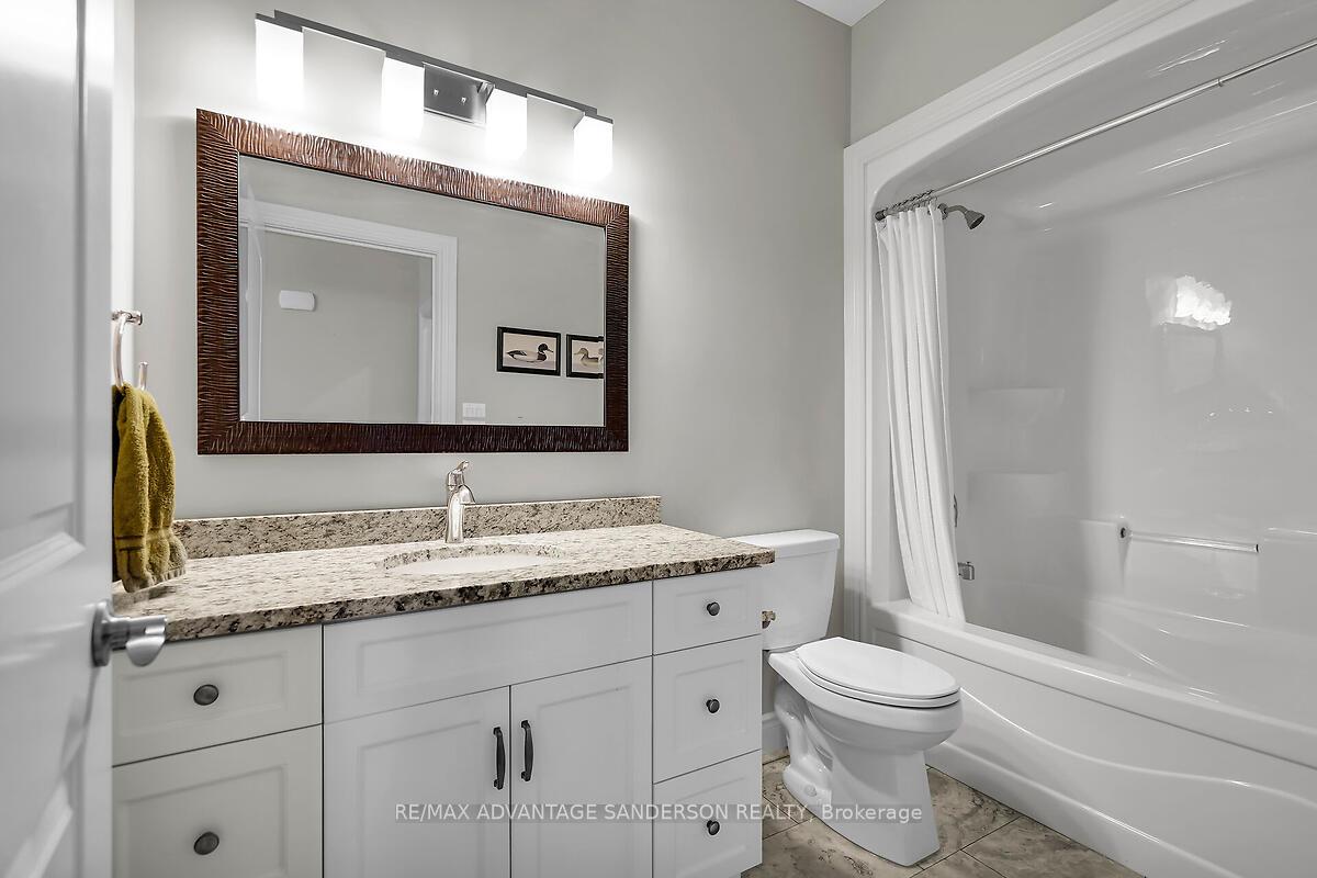 Photo 40 of 173 Martin Drive, Middlesex Centre, Ilderton — HOMEH