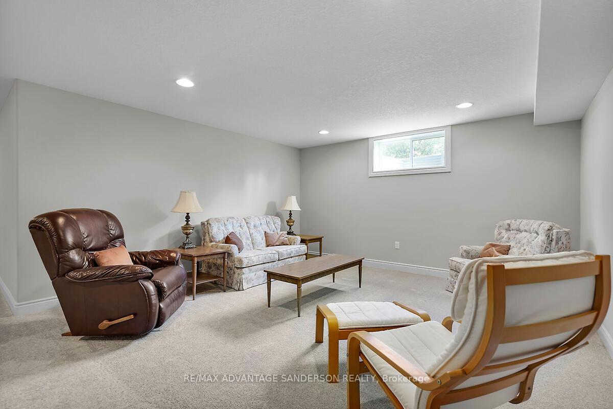 Photo 42 of 173 Martin Drive, Middlesex Centre, Ilderton — HOMEH