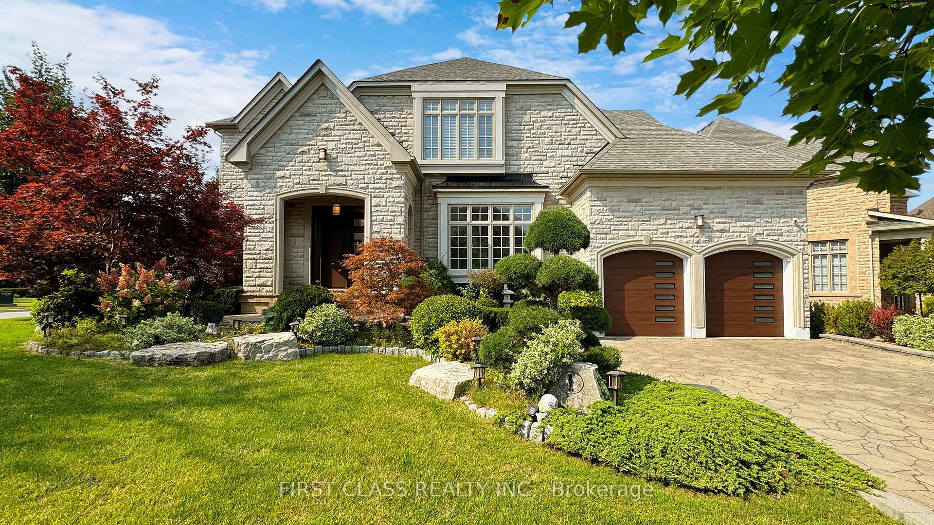 Front of 1 Ernie Amsler Court