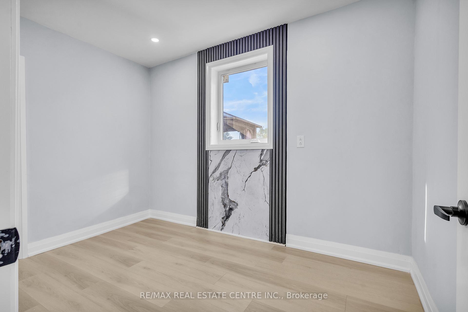 Photo 19 of 84 Avalon Place, Kitchener — HOMEH