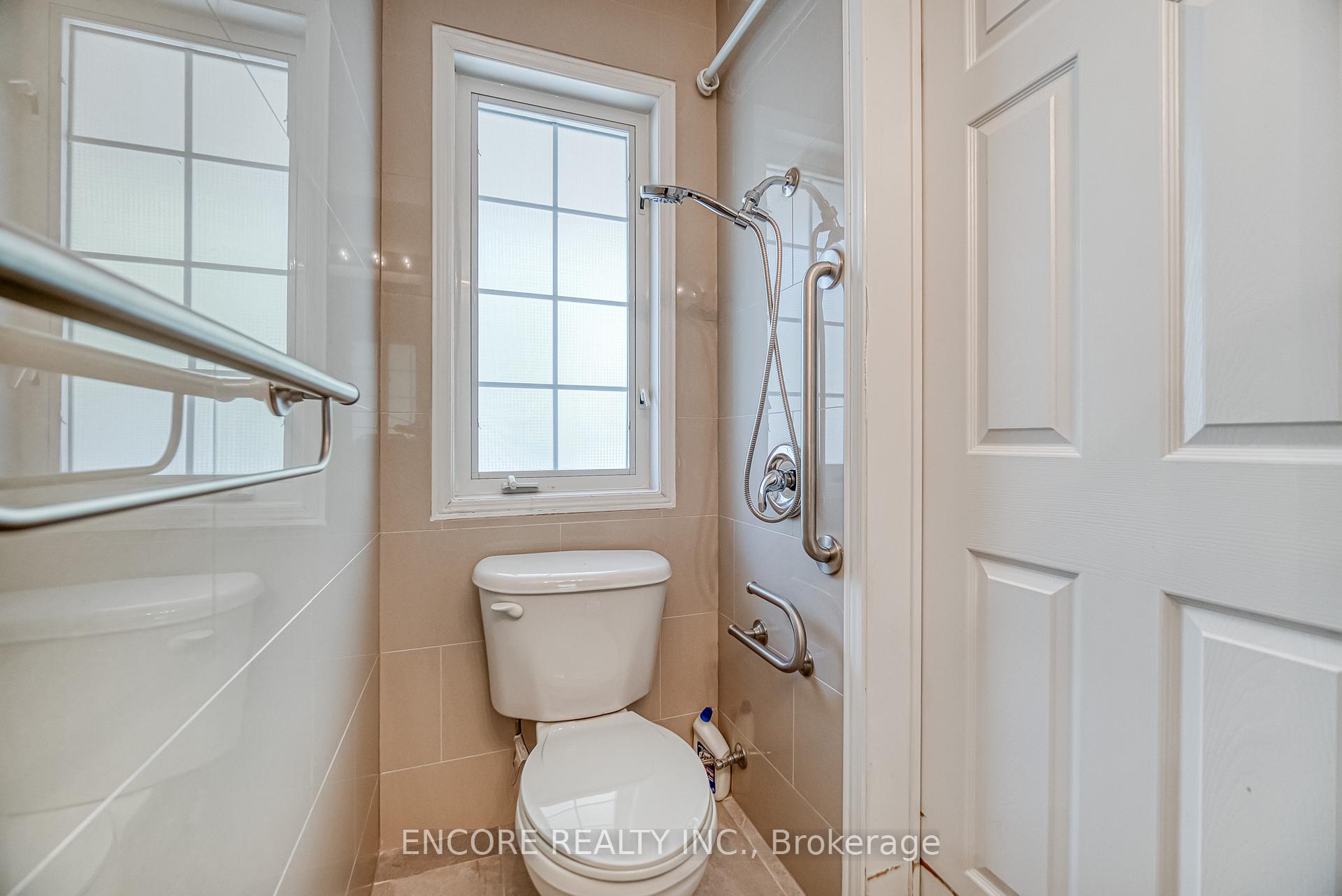 Photo 22 of 46 Anita Drive, Markham, Village Green-South Unionville — HOMEH