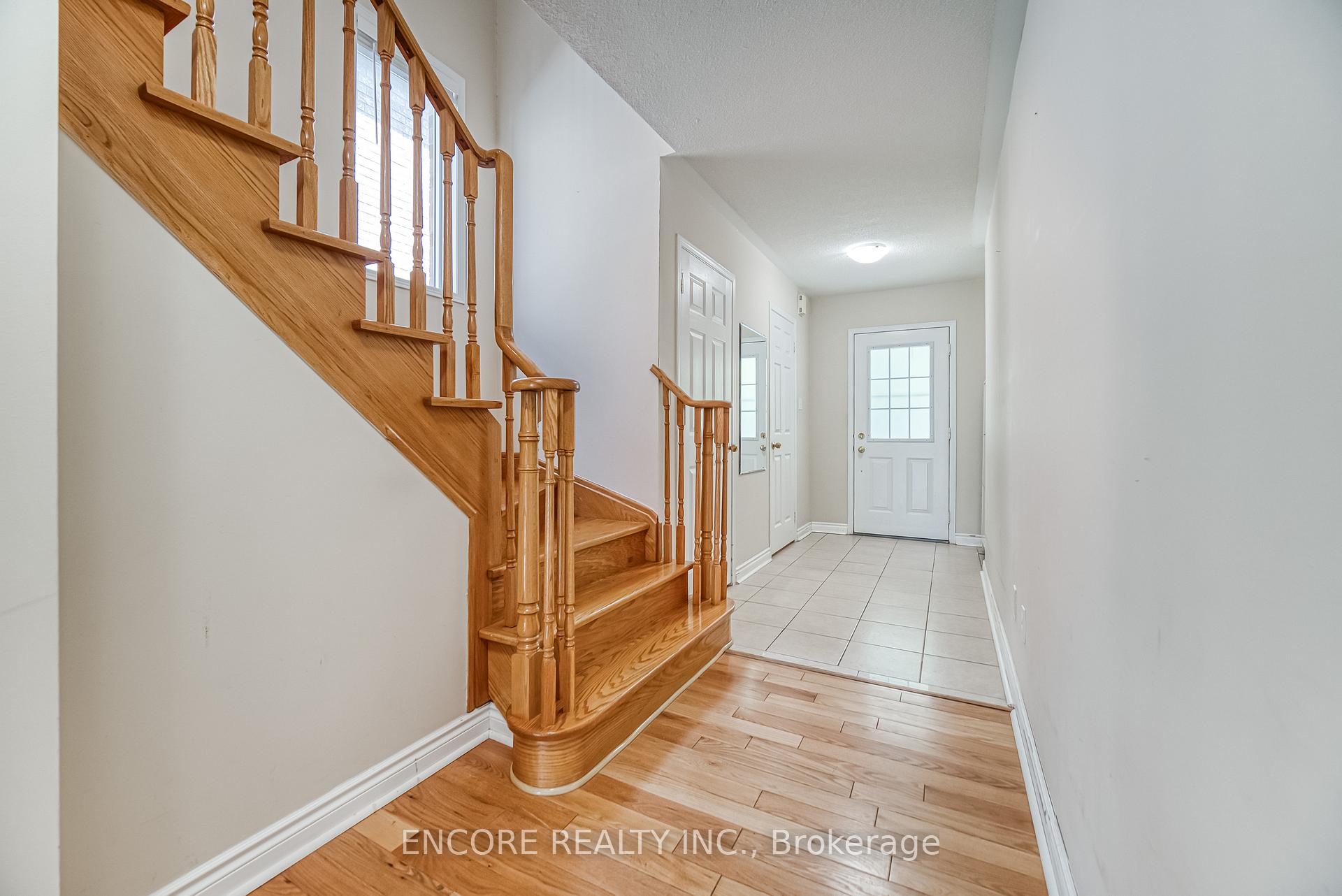 Photo 24 of 46 Anita Drive, Markham, Village Green-South Unionville — HOMEH