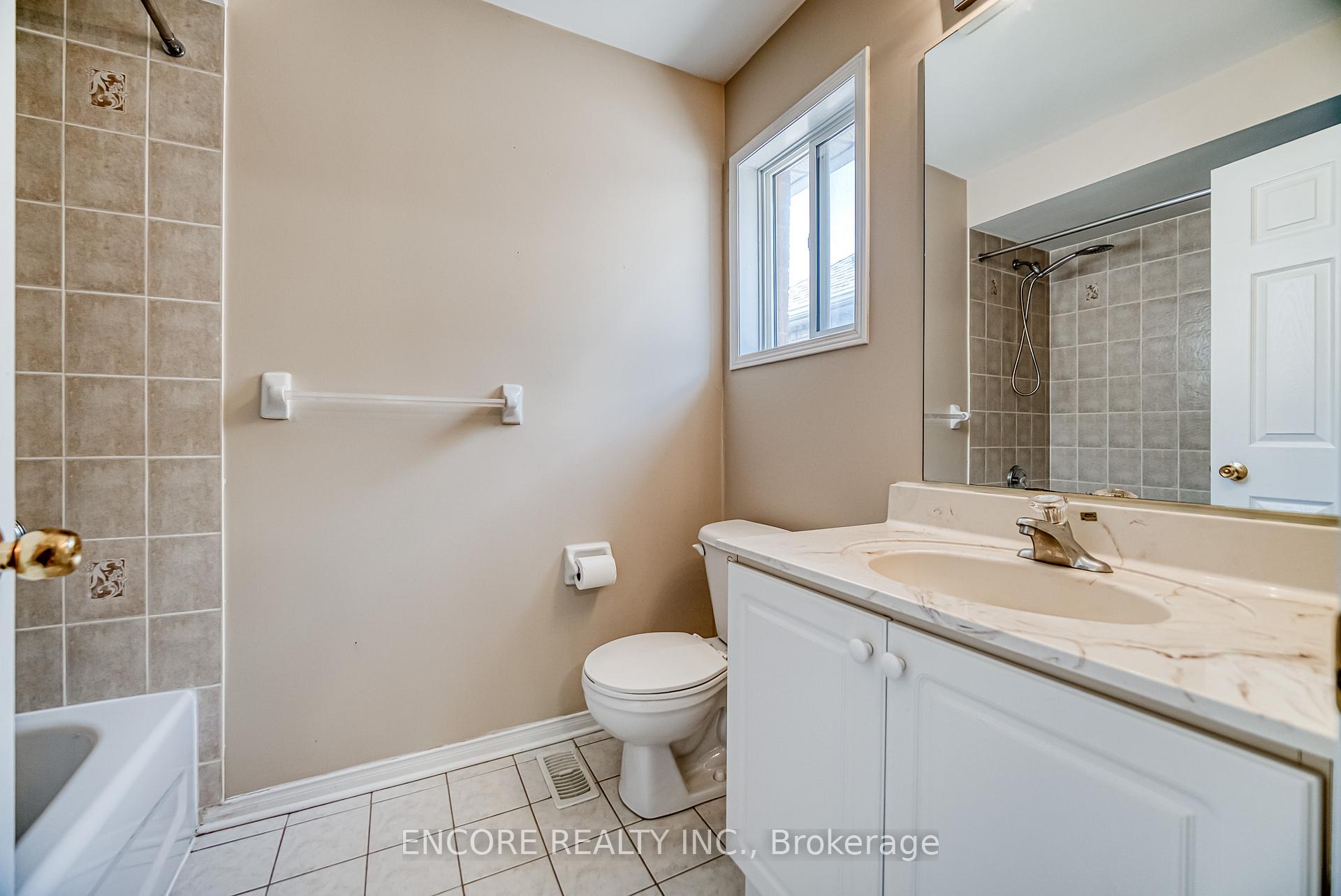 Photo 33 of 46 Anita Drive, Markham, Village Green-South Unionville — HOMEH