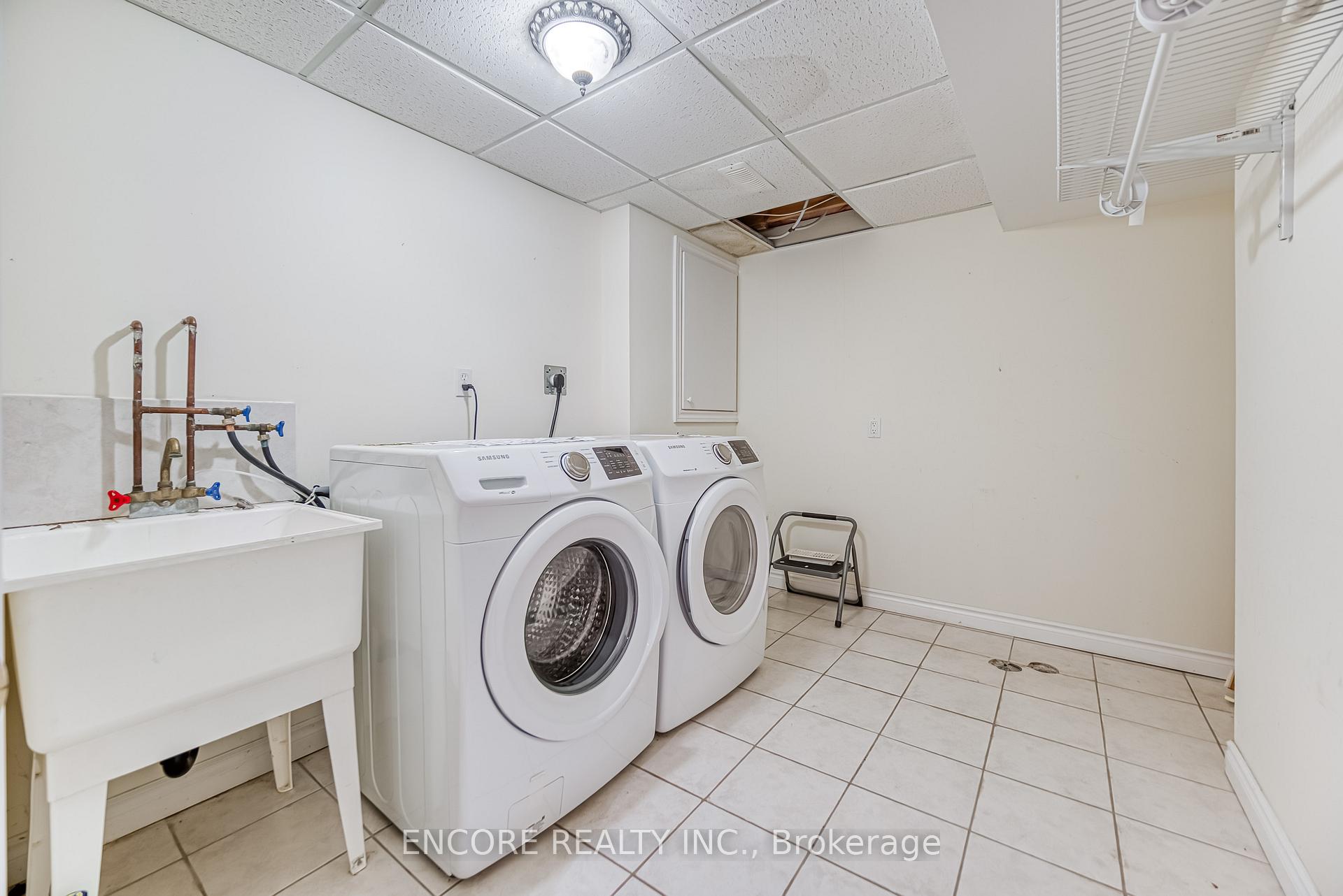 Photo 36 of 46 Anita Drive, Markham, Village Green-South Unionville — HOMEH