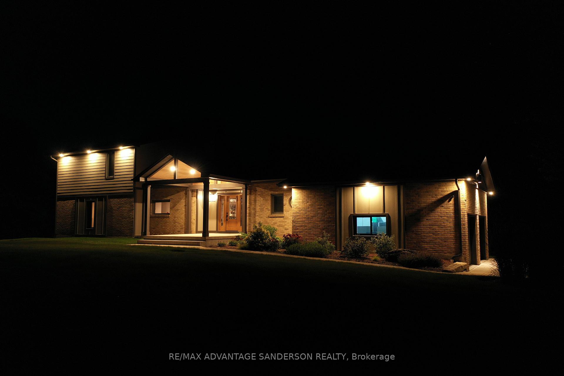 Photo 13 of 11021 Hedley Drive, Middlesex Centre, Rural Middlesex Centre — HOMEH
