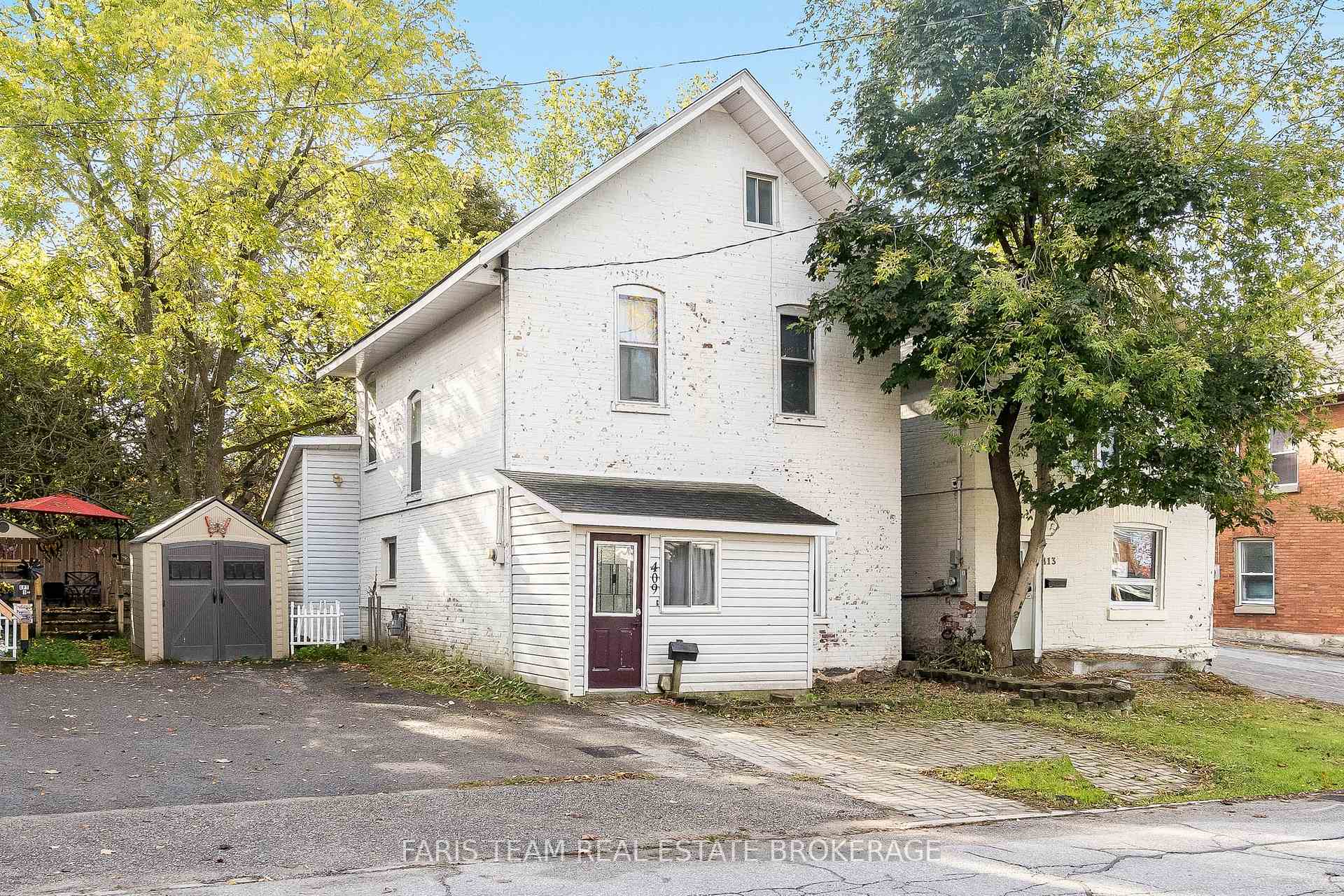 Front of 409 Dominion Avenue