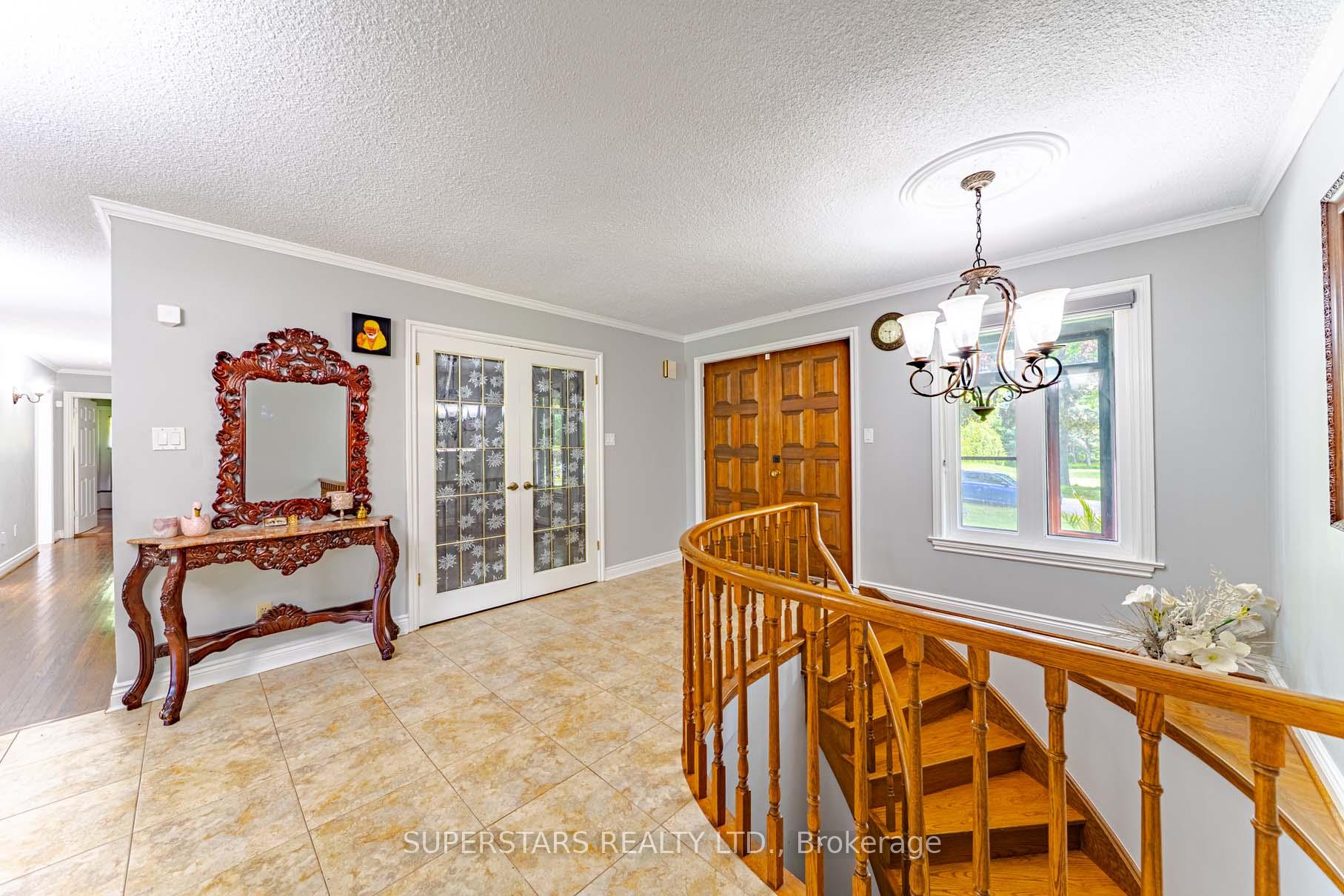 Photo 6 of 5 Mortson Street, Markham, Victoria Square — HOMEH