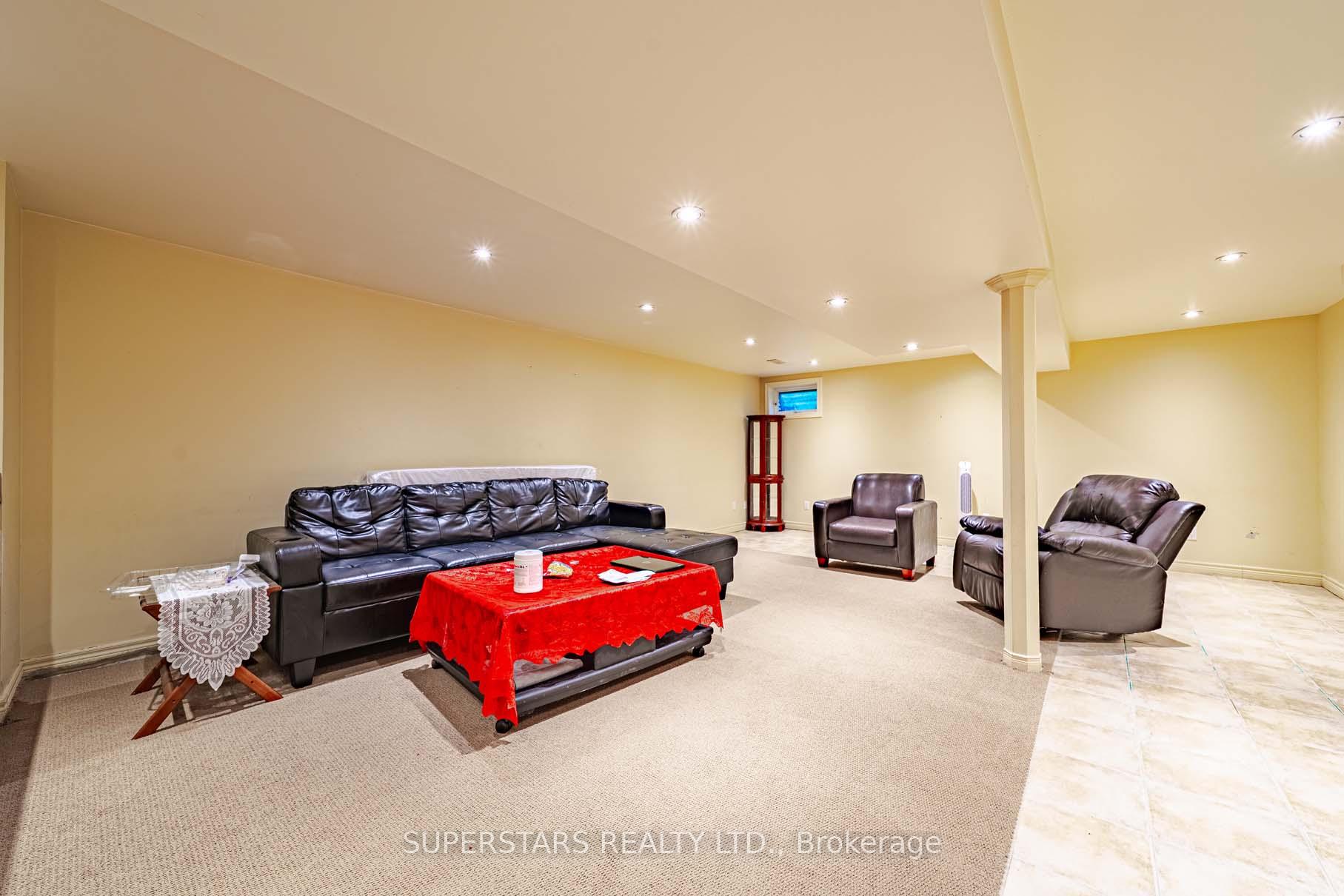 Photo 32 of 5 Mortson Street, Markham, Victoria Square — HOMEH