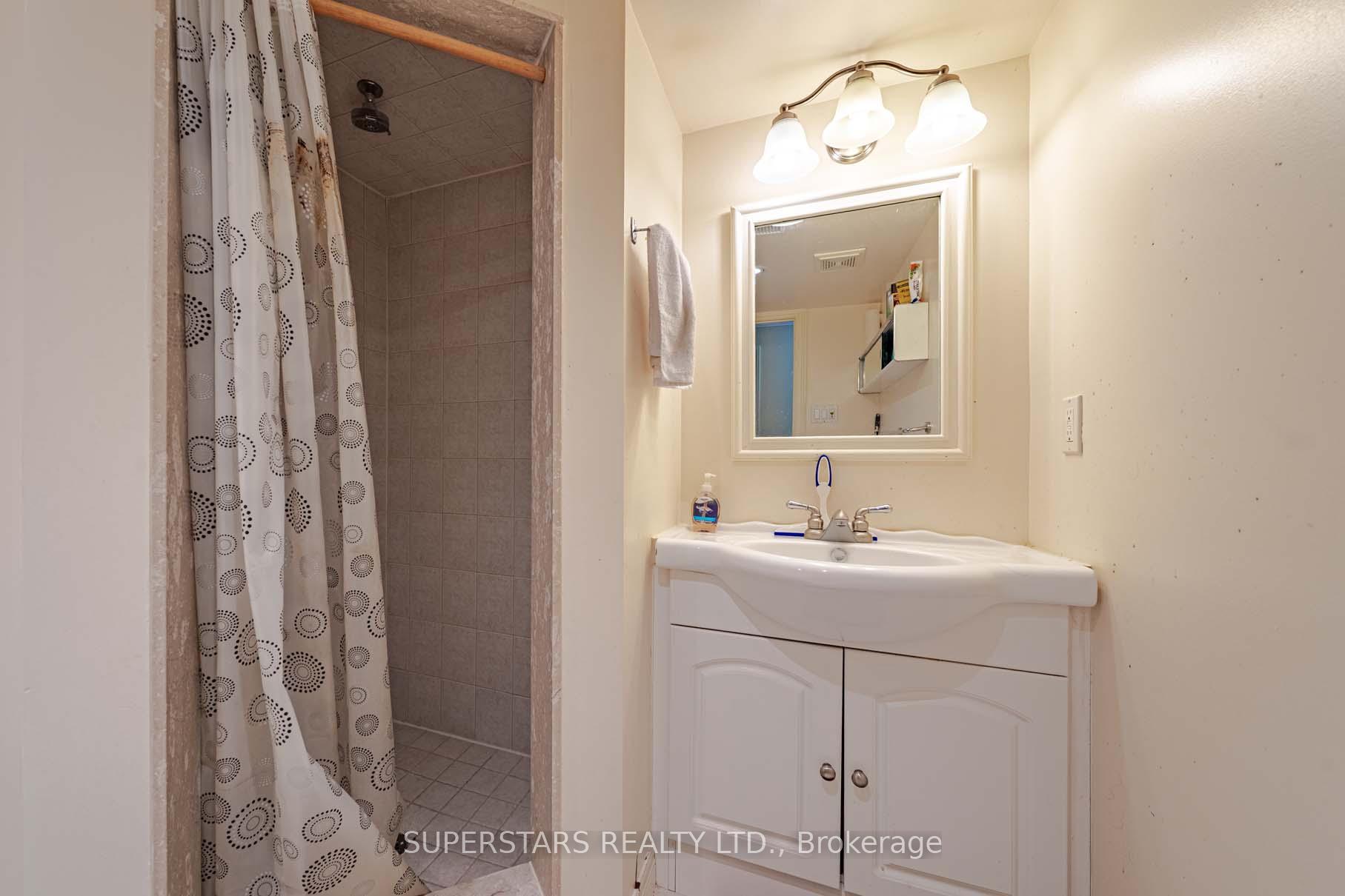 Photo 37 of 5 Mortson Street, Markham, Victoria Square — HOMEH