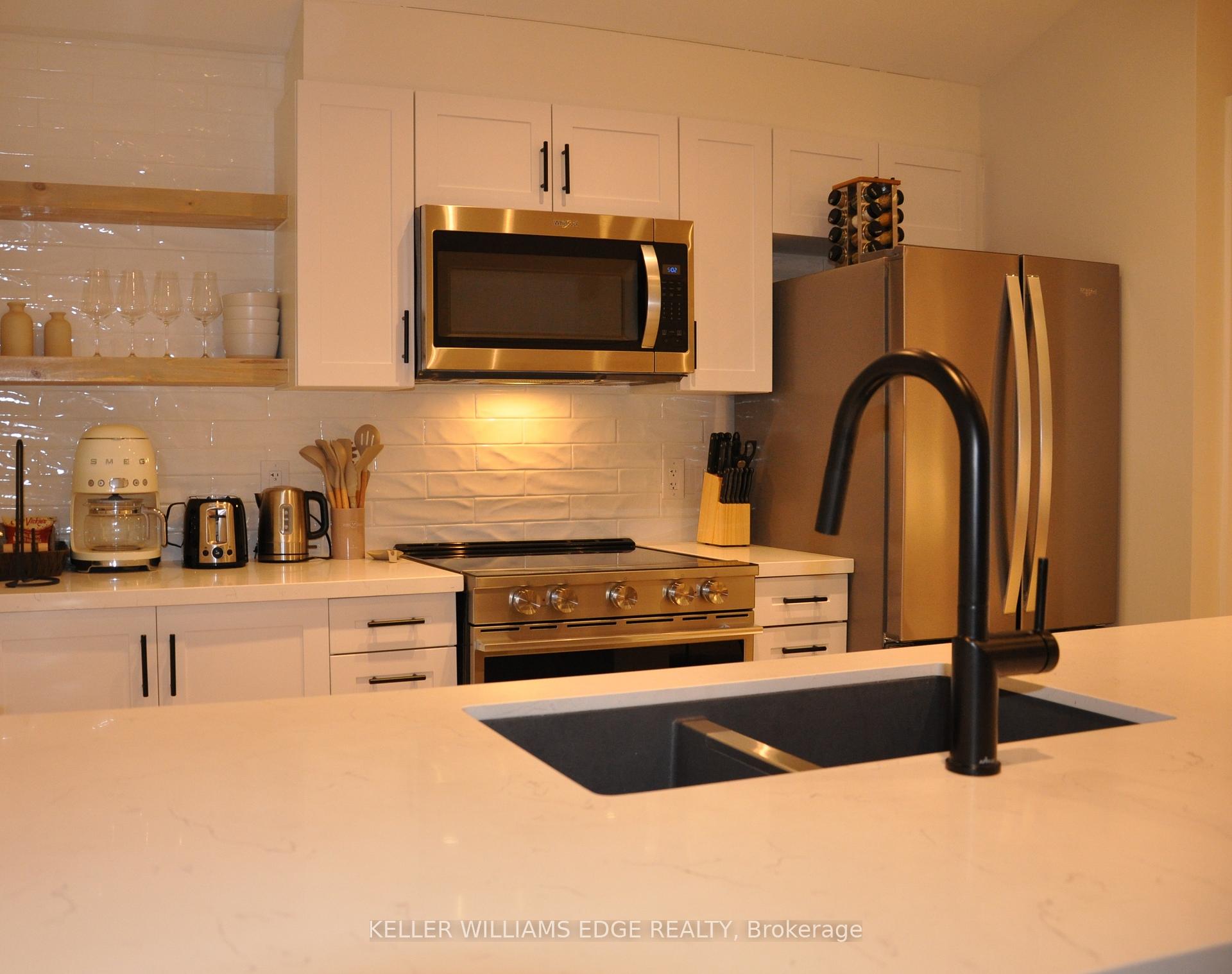 Photo 5 of Unit 3, 380 Melvin Avenue, Hamilton, McQuesten — HOMEH