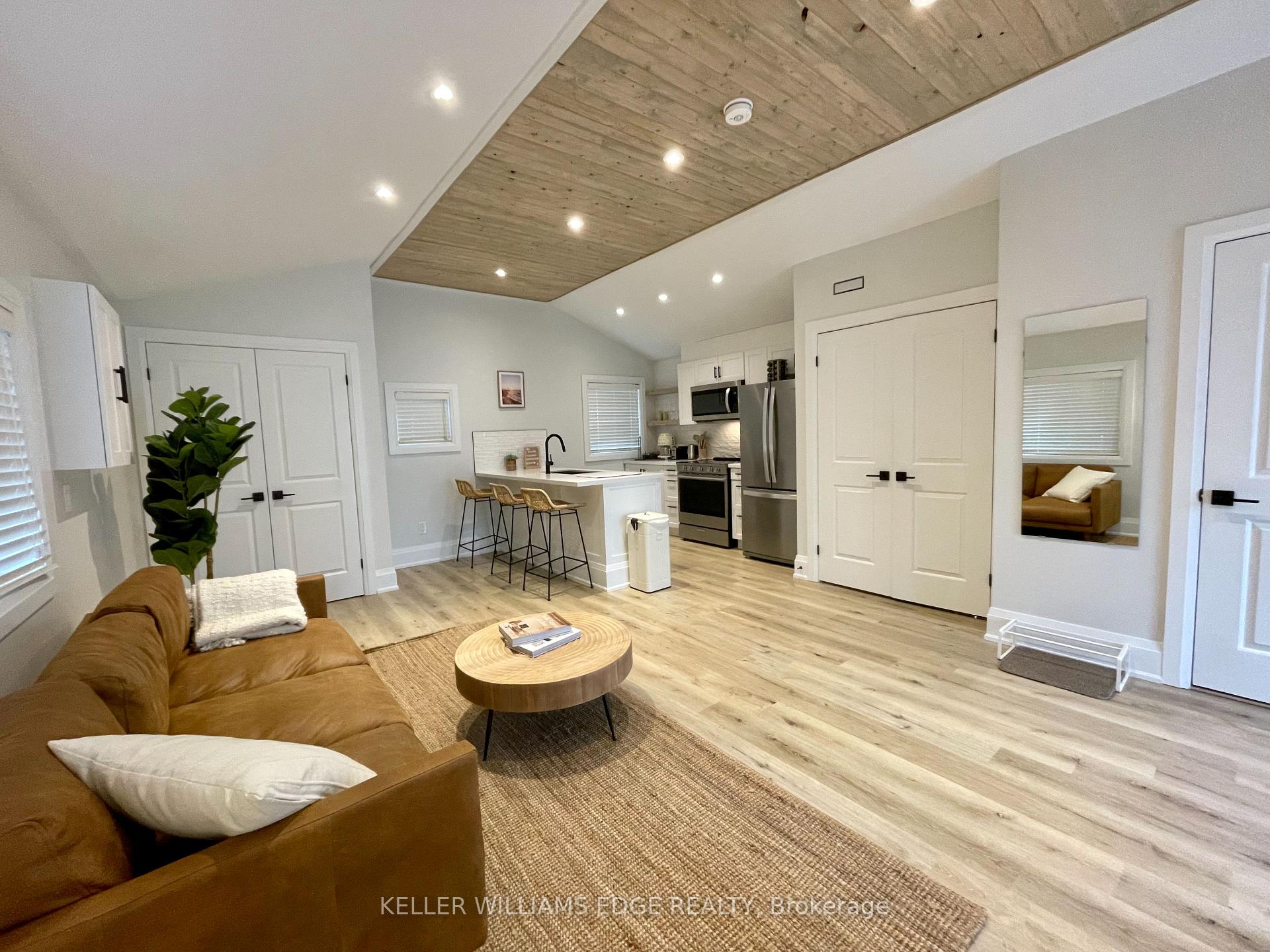Photo 10 of Unit 3, 380 Melvin Avenue, Hamilton, McQuesten — HOMEH