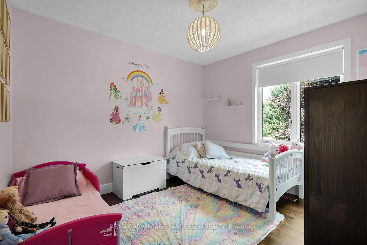Photo 29 of 119 Brookfield Street, Middlesex Centre, Denfield — HOMEH