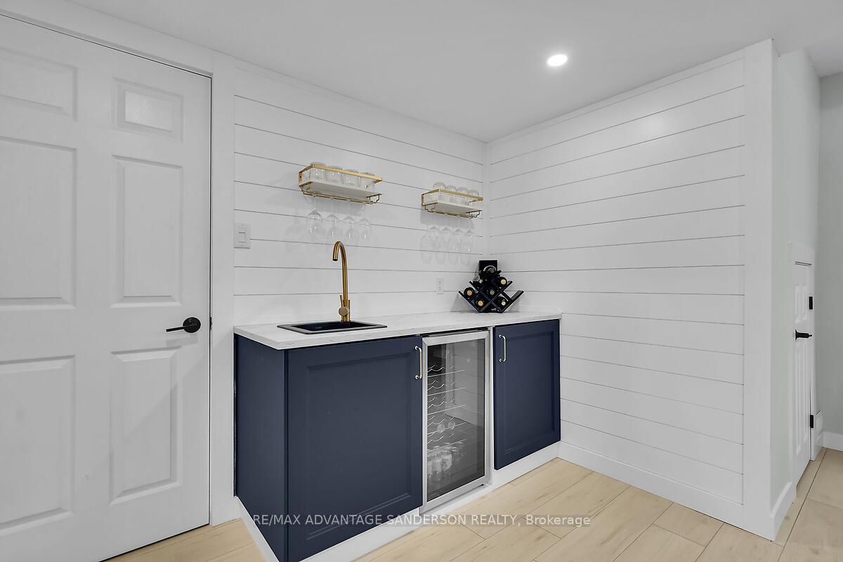 Photo 36 of 119 Brookfield Street, Middlesex Centre, Denfield — HOMEH
