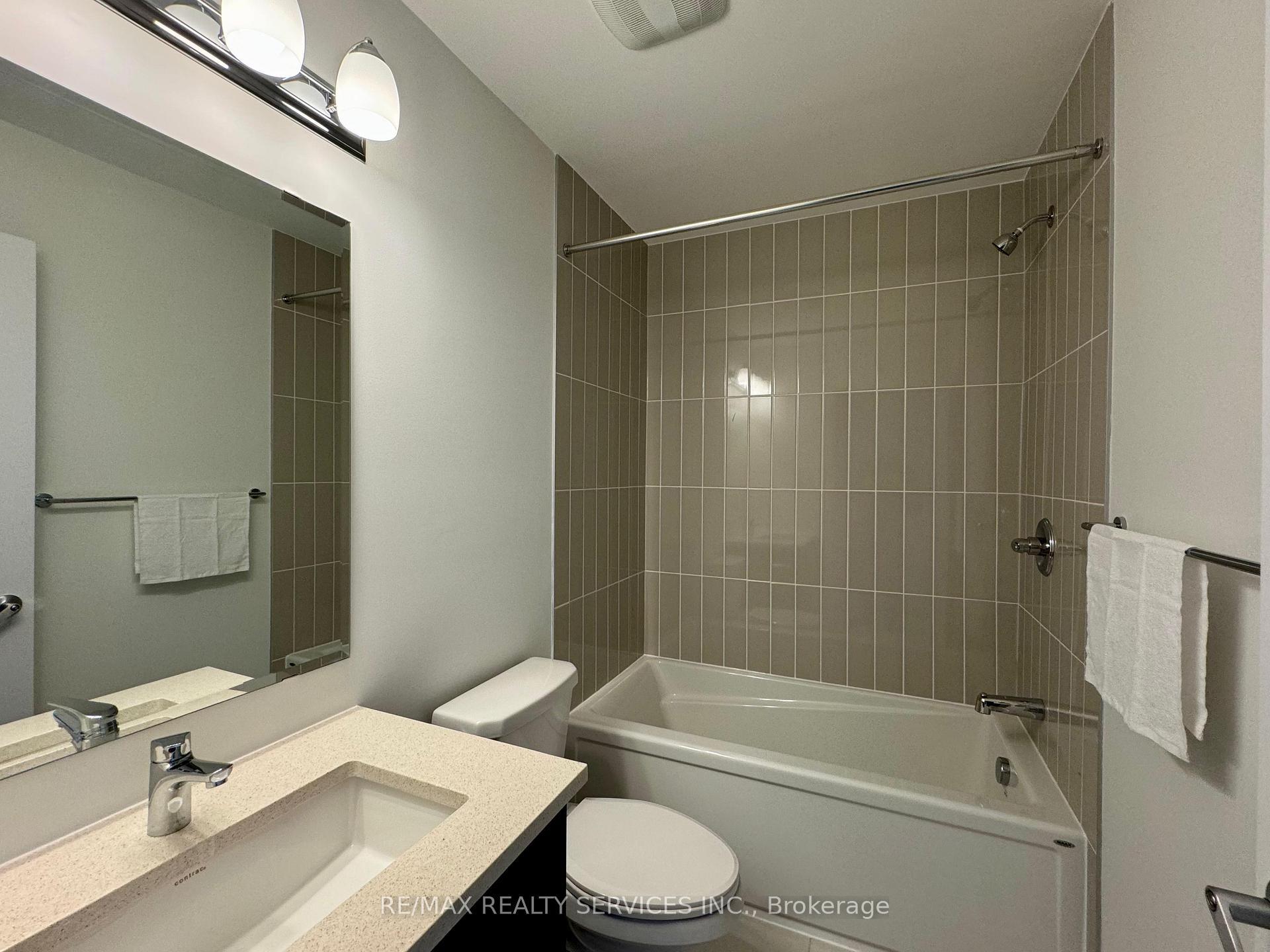 Photo 18 of 183 Invention Boulevard, Ottawa, Kanata - Morgan's Grant/South March — HOMEH