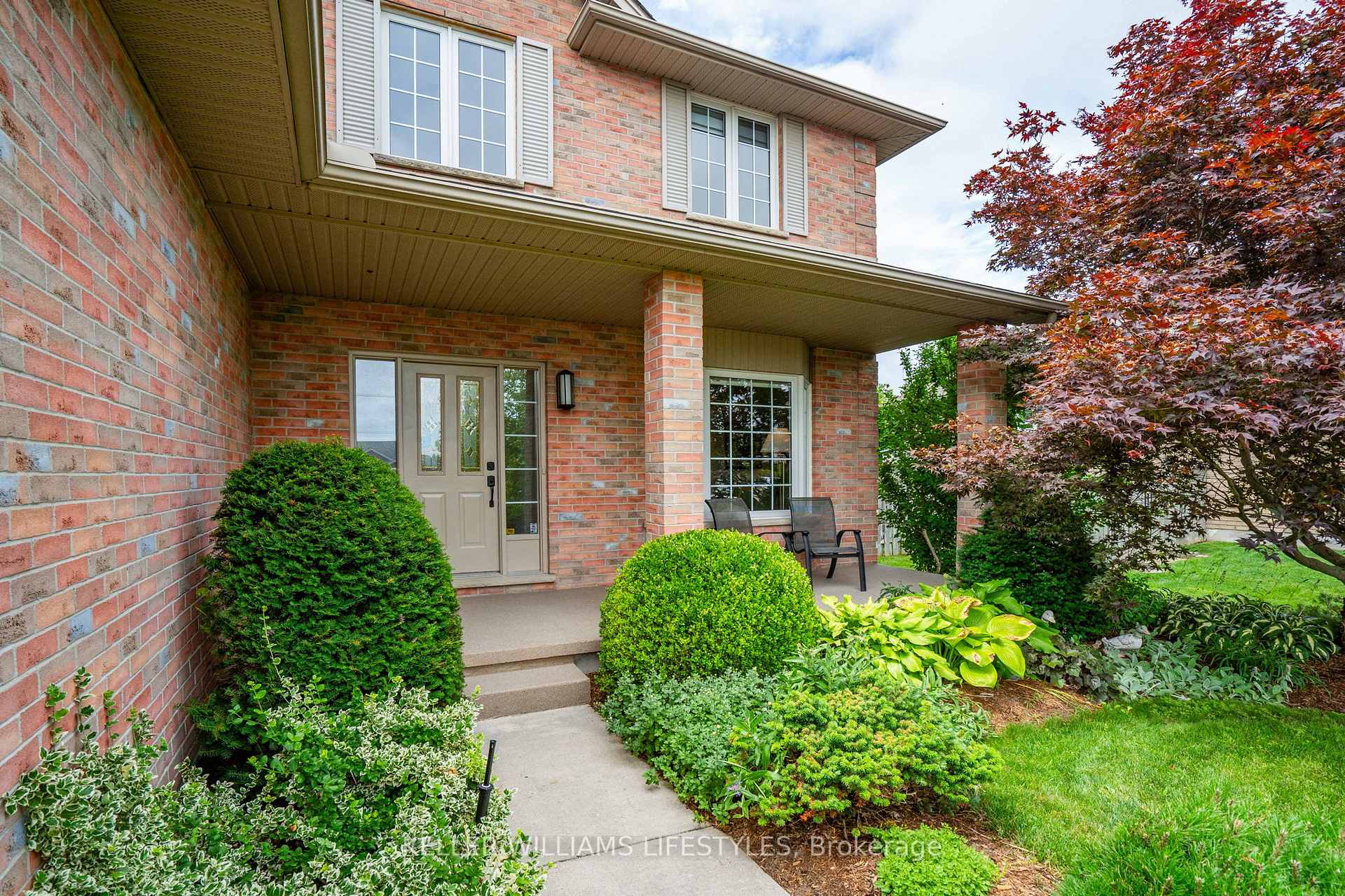 Photo 5 of 128 Westbrook Drive, Middlesex Centre, Kilworth — HOMEH