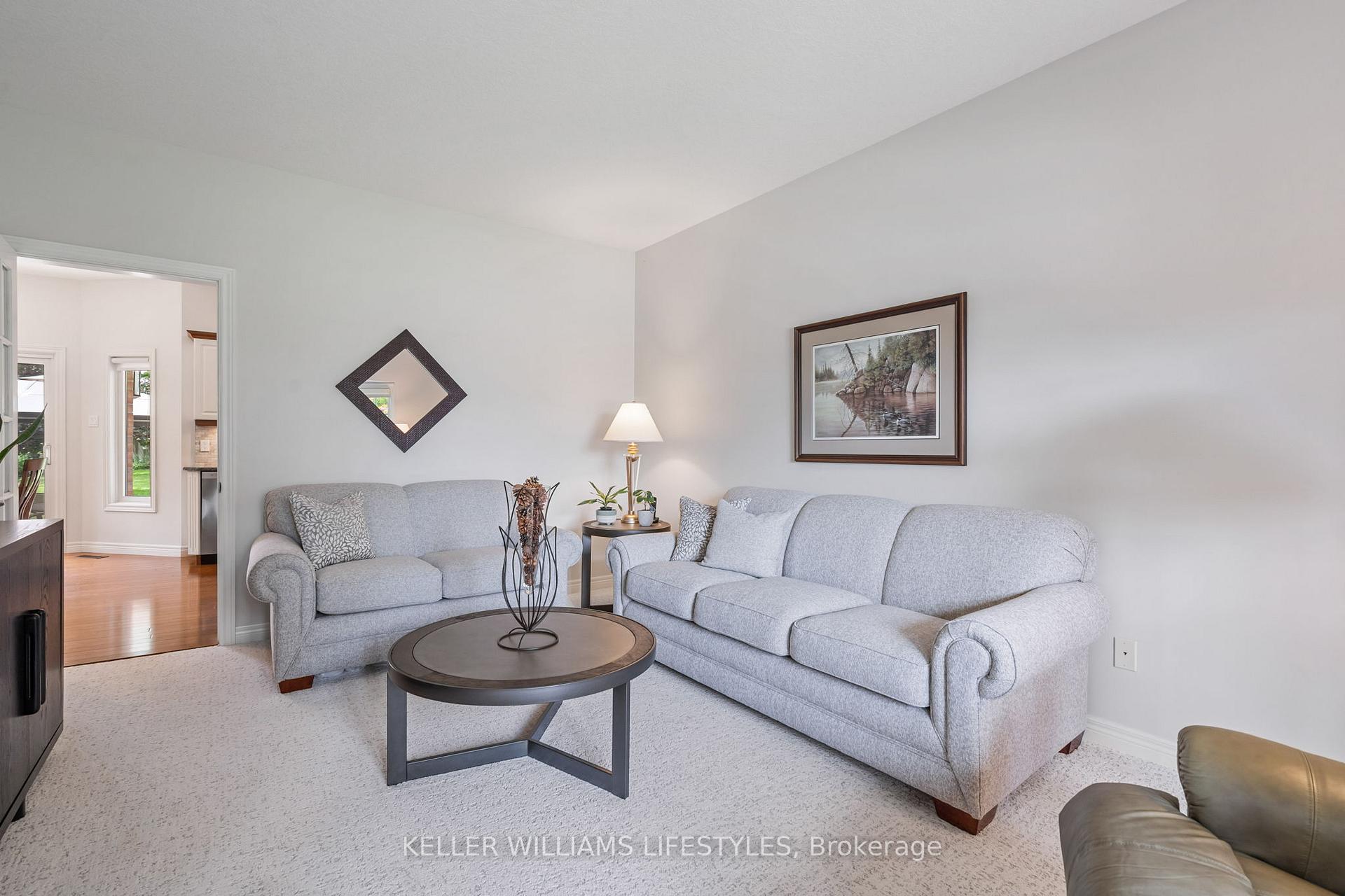 Photo 7 of 128 Westbrook Drive, Middlesex Centre, Kilworth — HOMEH