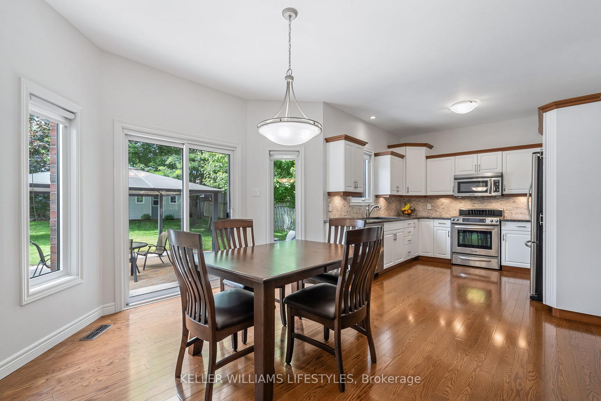 Photo 9 of 128 Westbrook Drive, Middlesex Centre, Kilworth — HOMEH