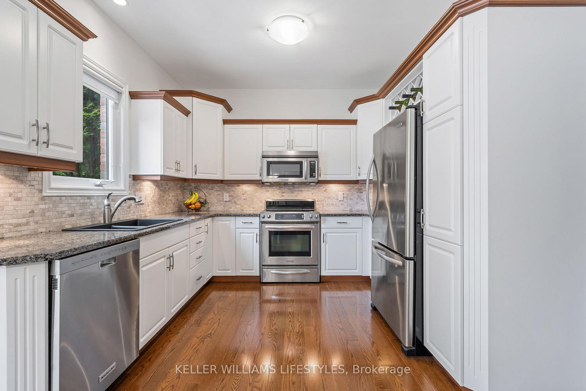 Photo 12 of 128 Westbrook Drive, Middlesex Centre, Kilworth — HOMEH