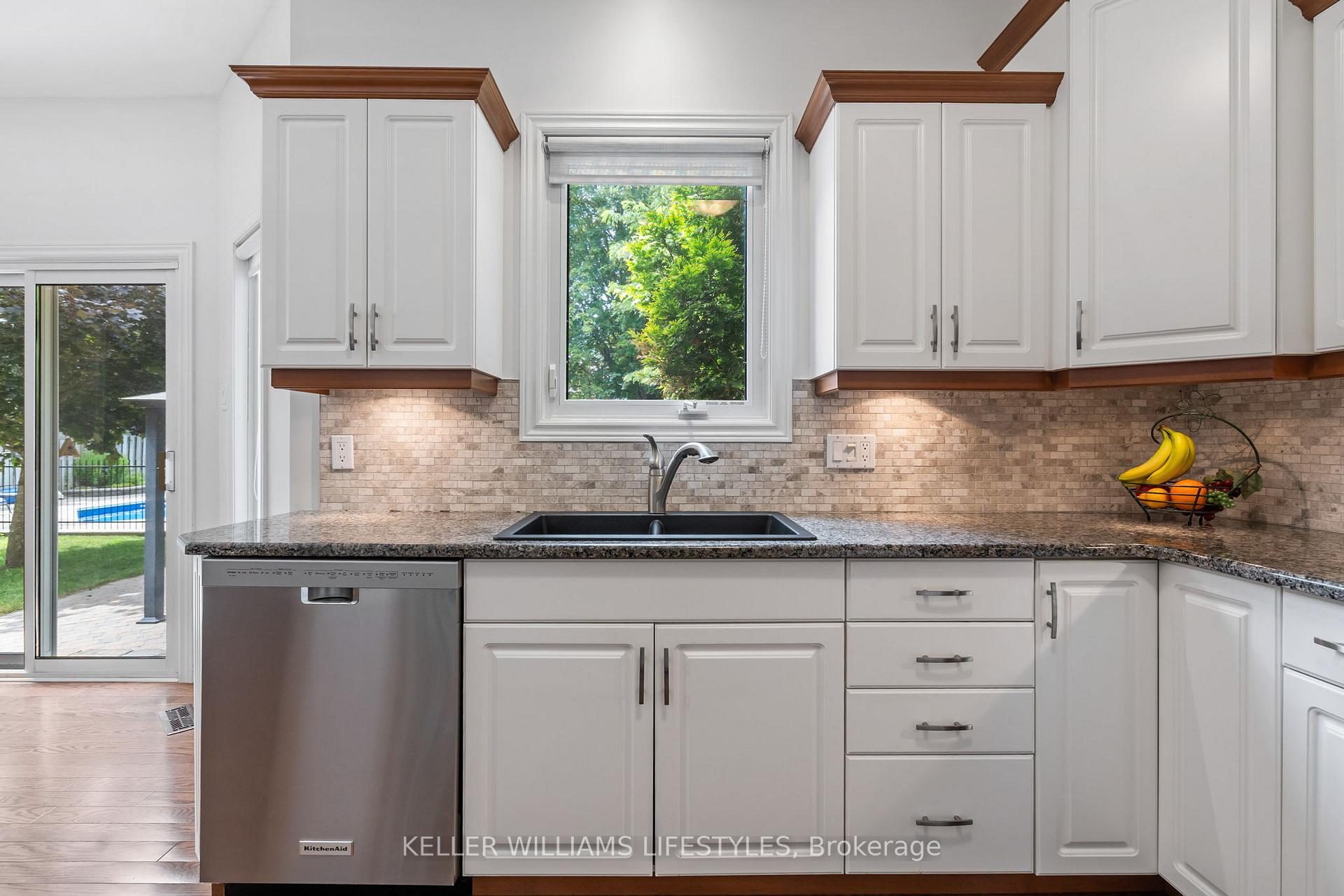 Photo 14 of 128 Westbrook Drive, Middlesex Centre, Kilworth — HOMEH