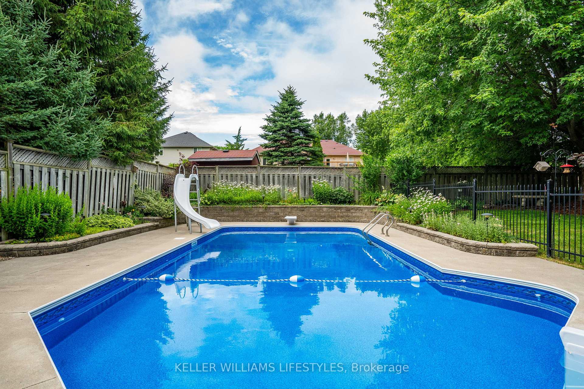 Photo 36 of 128 Westbrook Drive, Middlesex Centre, Kilworth — HOMEH