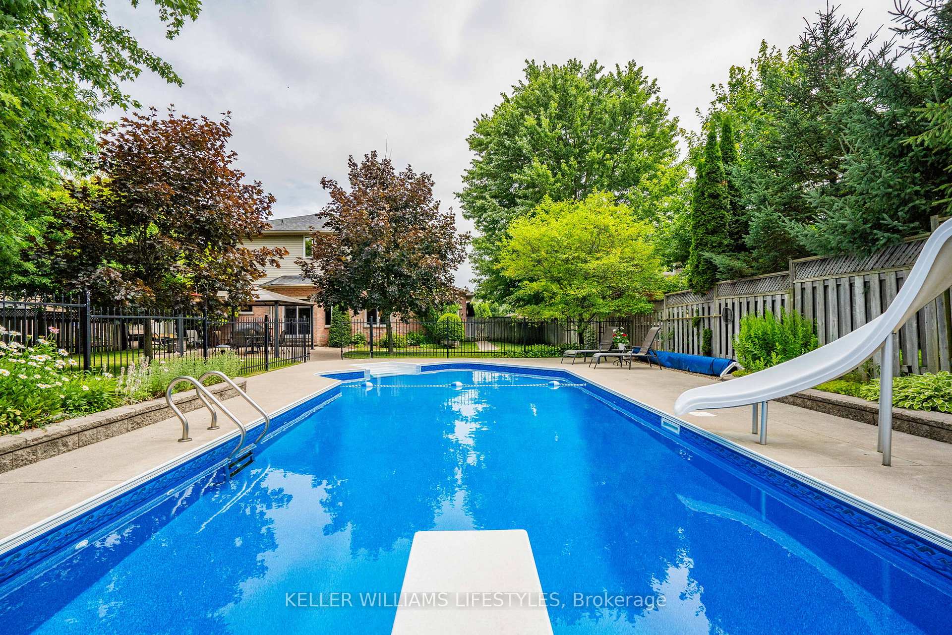Photo 38 of 128 Westbrook Drive, Middlesex Centre, Kilworth — HOMEH