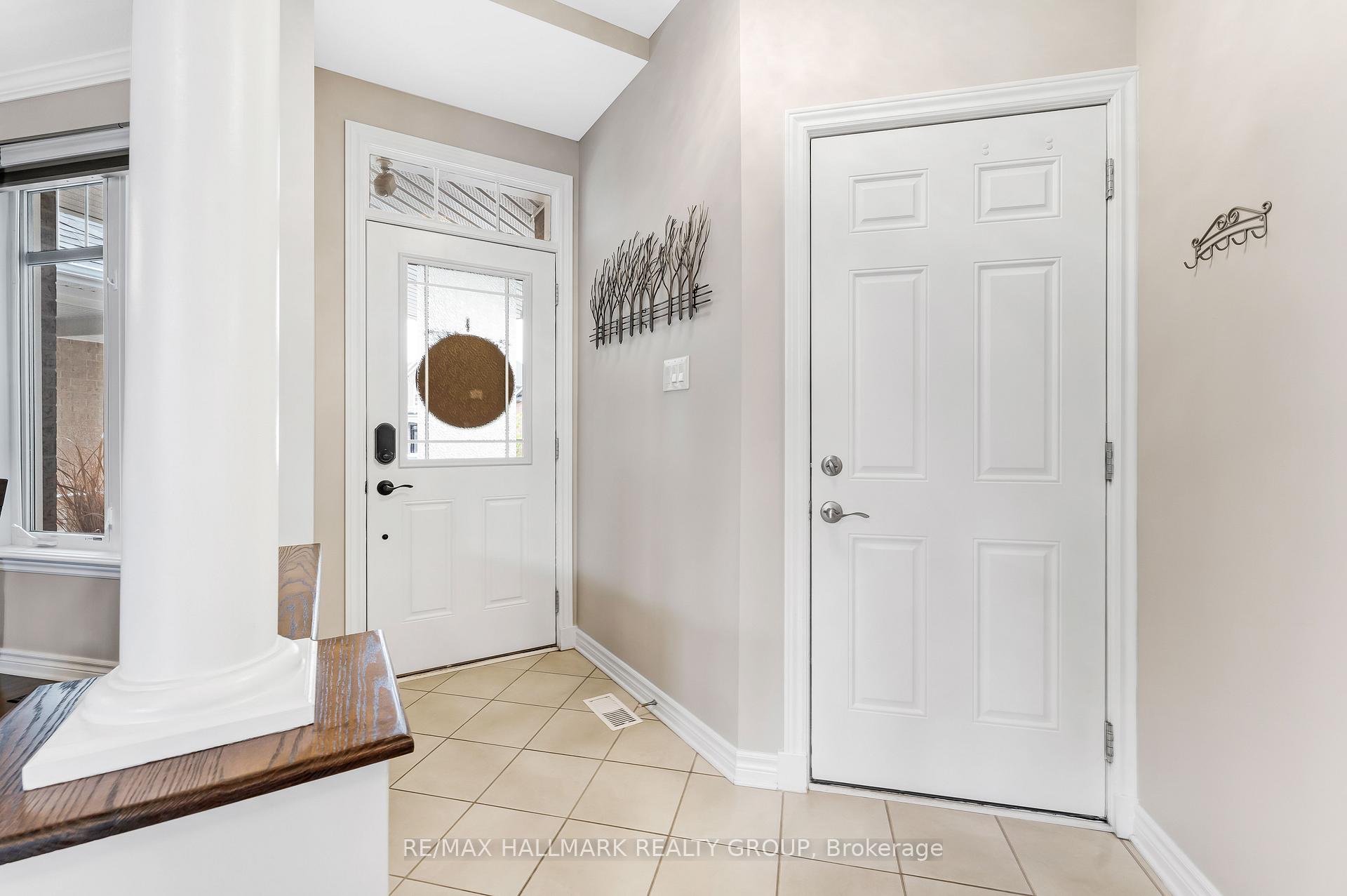 Photo 6 of 65 Ginseng Terrace, Ottawa, Kanata - Emerald Meadows/Trailwest — HOMEH