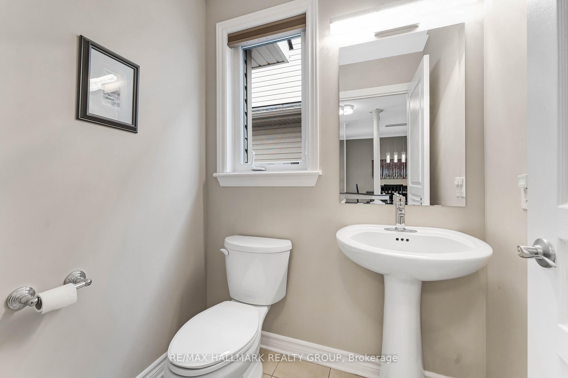 Photo 8 of 65 Ginseng Terrace, Ottawa, Kanata - Emerald Meadows/Trailwest — HOMEH