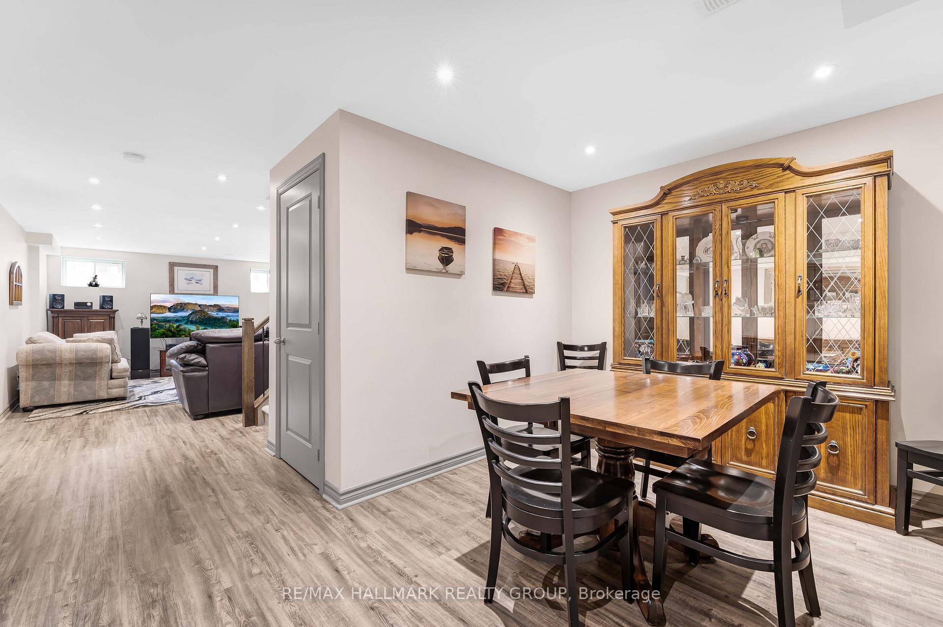 Photo 37 of 65 Ginseng Terrace, Ottawa, Kanata - Emerald Meadows/Trailwest — HOMEH