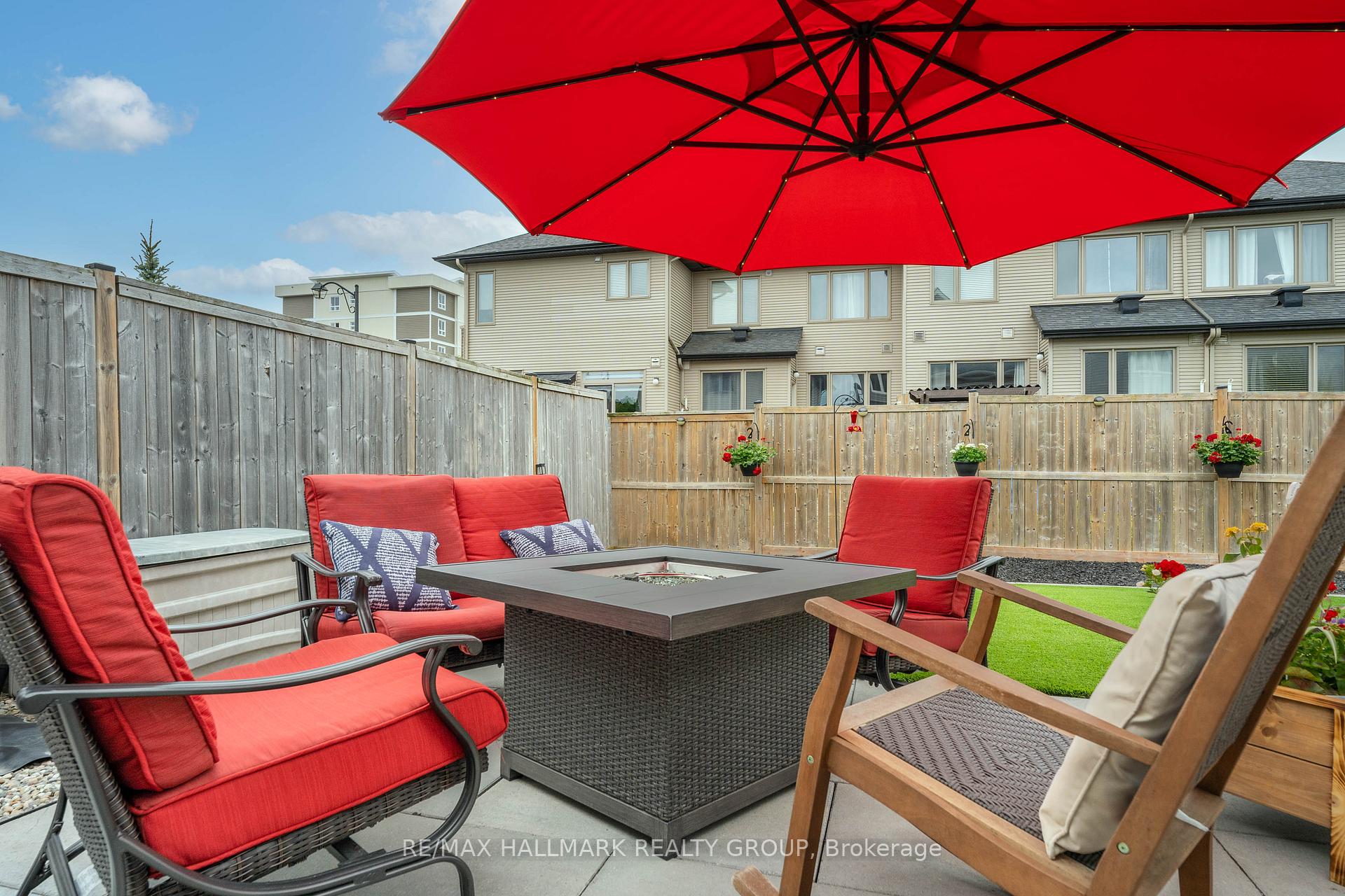 Photo 39 of 65 Ginseng Terrace, Ottawa, Kanata - Emerald Meadows/Trailwest — HOMEH