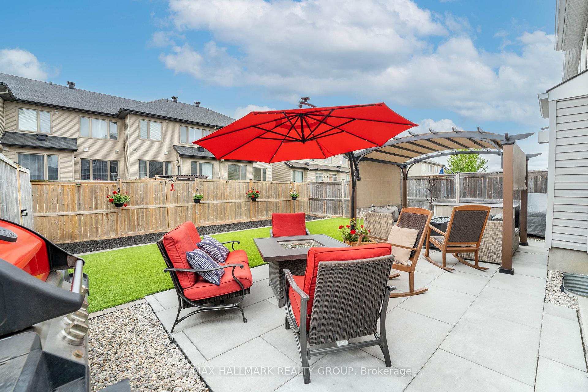 Photo 40 of 65 Ginseng Terrace, Ottawa, Kanata - Emerald Meadows/Trailwest — HOMEH
