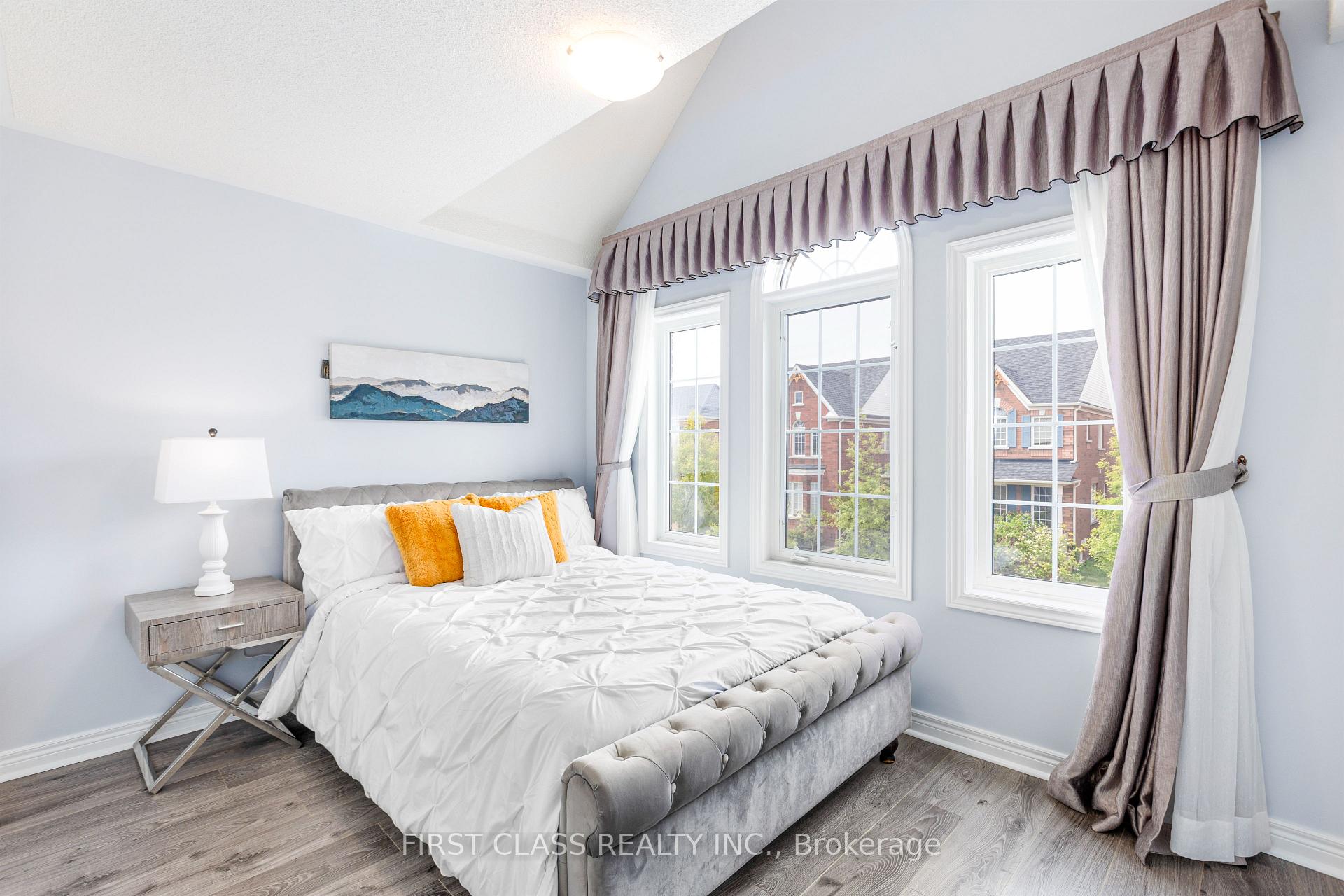 Photo 17 of 31 Donald Sim Avenue, Markham, Cornell — HOMEH