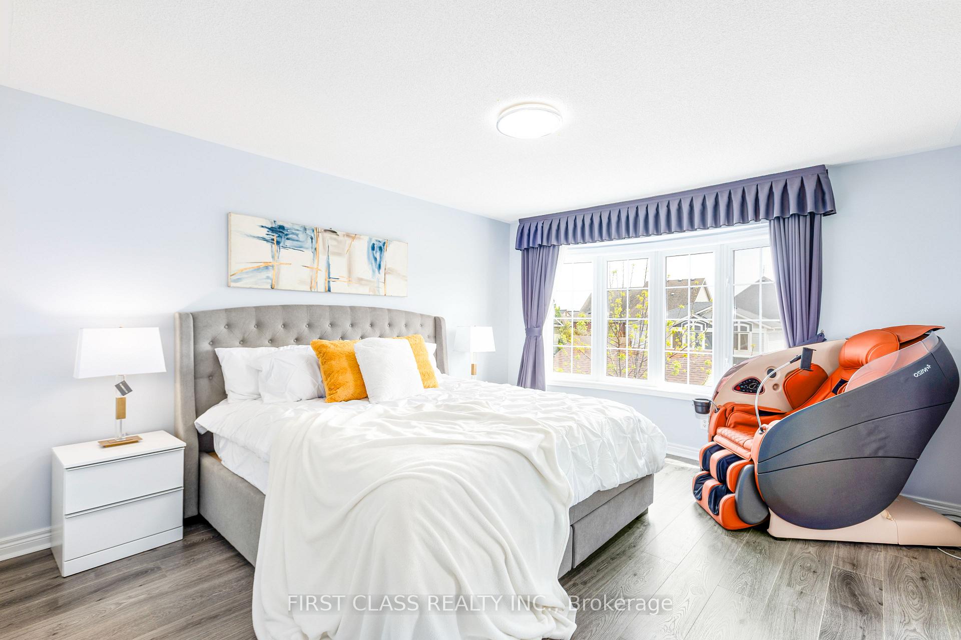 Photo 20 of 31 Donald Sim Avenue, Markham, Cornell — HOMEH