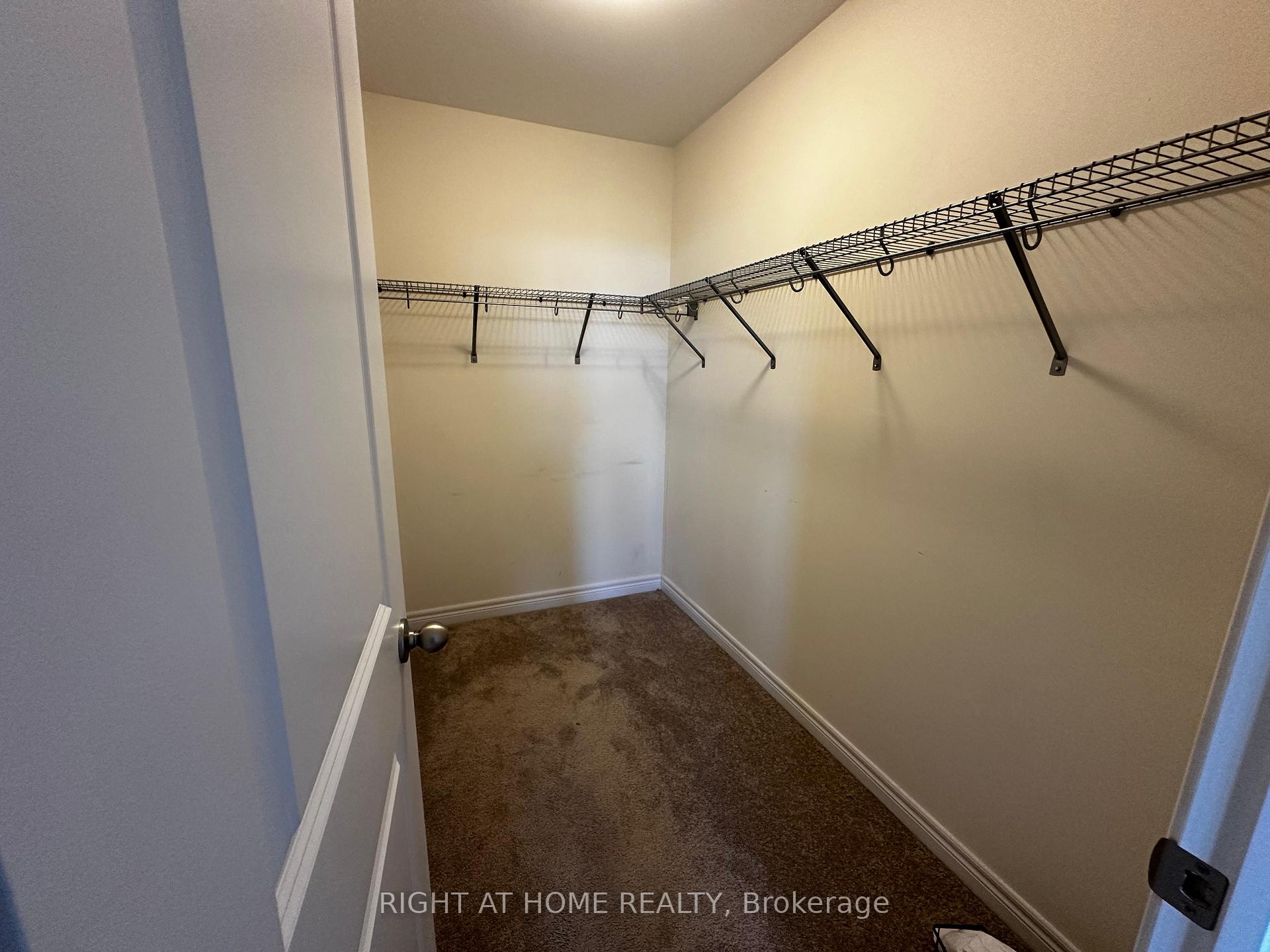 Photo 17 of 43 Sauvignon Crescent, Hamilton, Fruitland — HOMEH