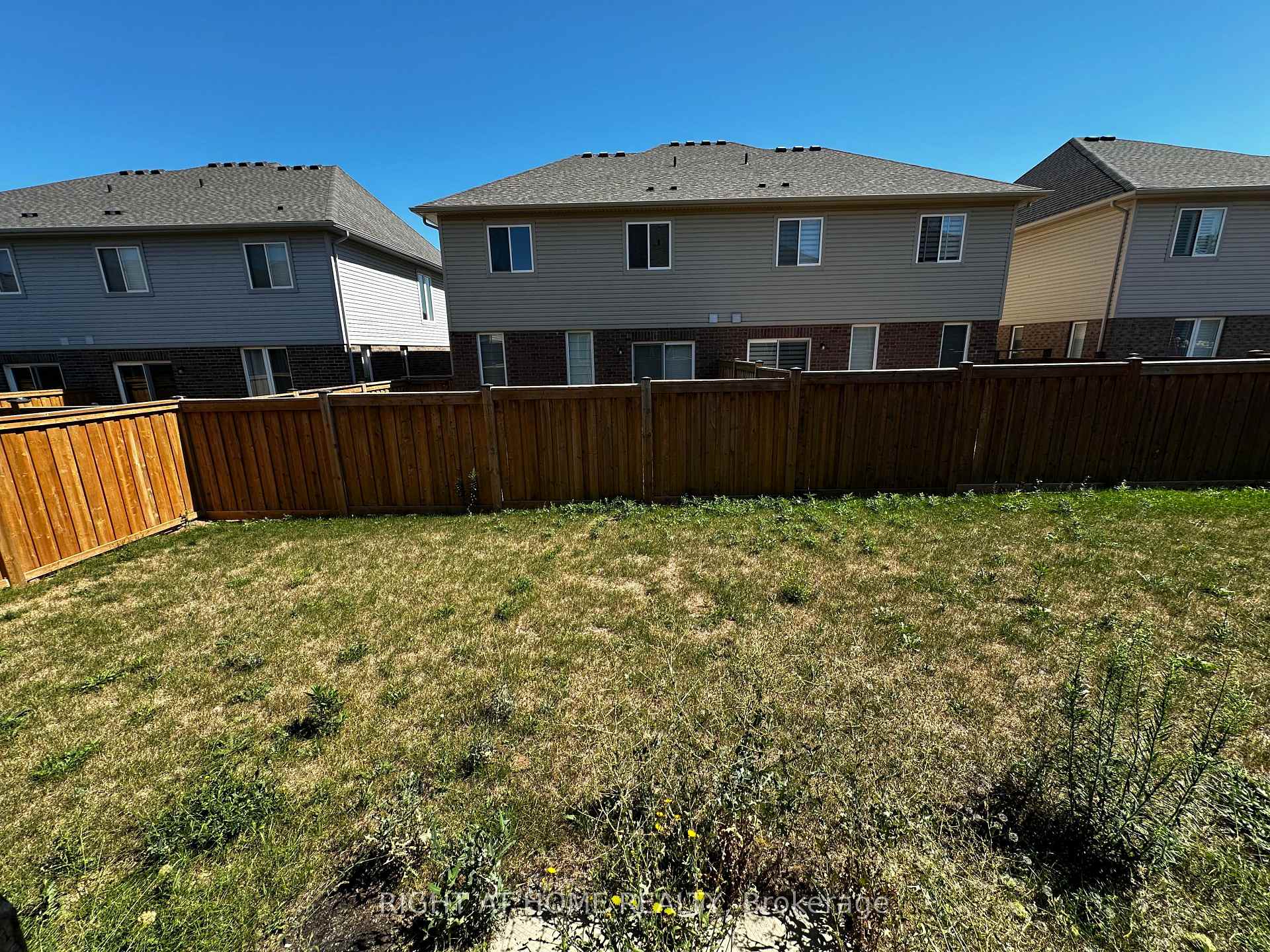 Photo 26 of 43 Sauvignon Crescent, Hamilton, Fruitland — HOMEH