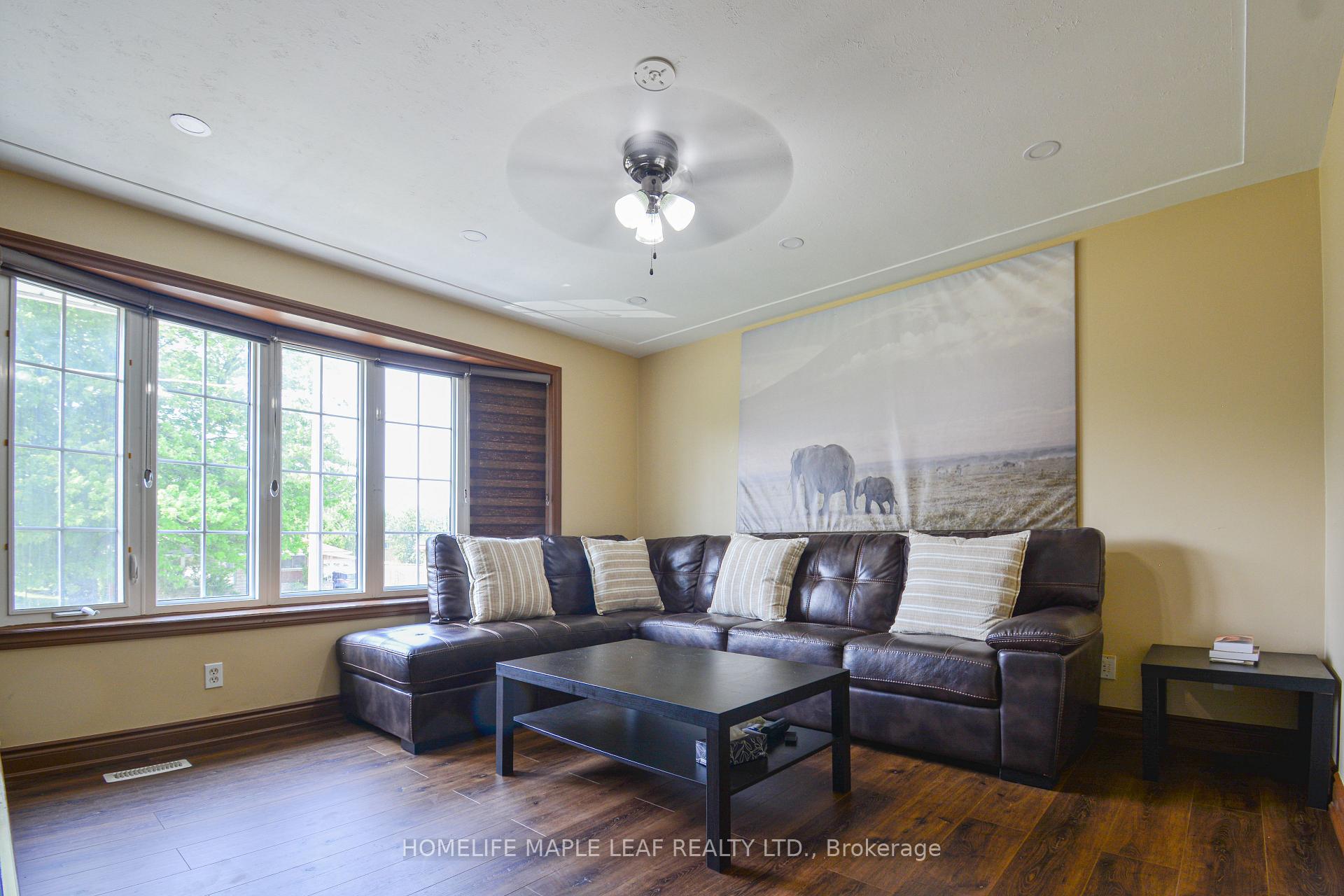 Photo 6 of 77 Kinzie Avenue, Kitchener, Centreville Chicopee — HOMEH
