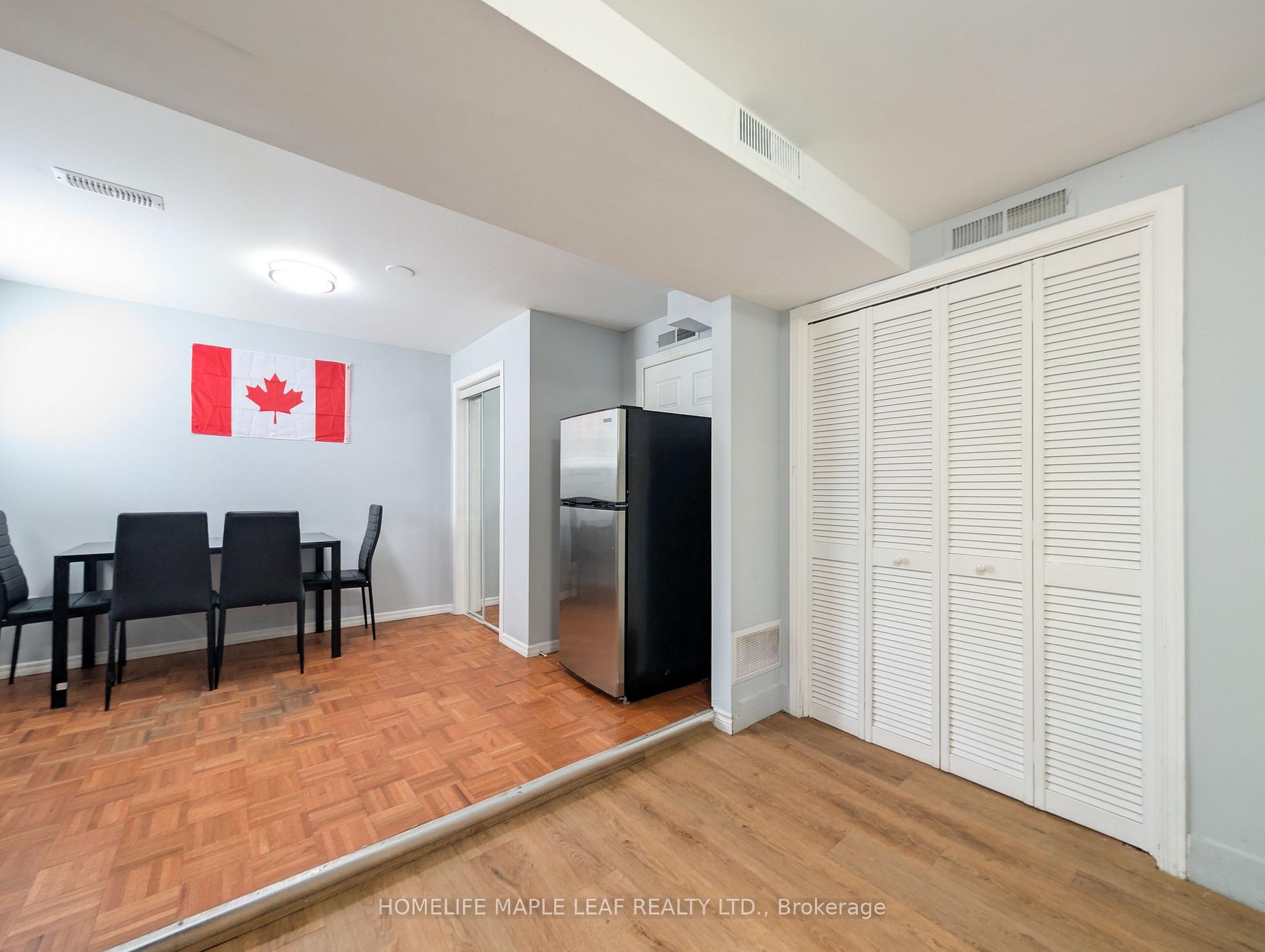 Photo 18 of 77 Kinzie Avenue, Kitchener, Centreville Chicopee — HOMEH