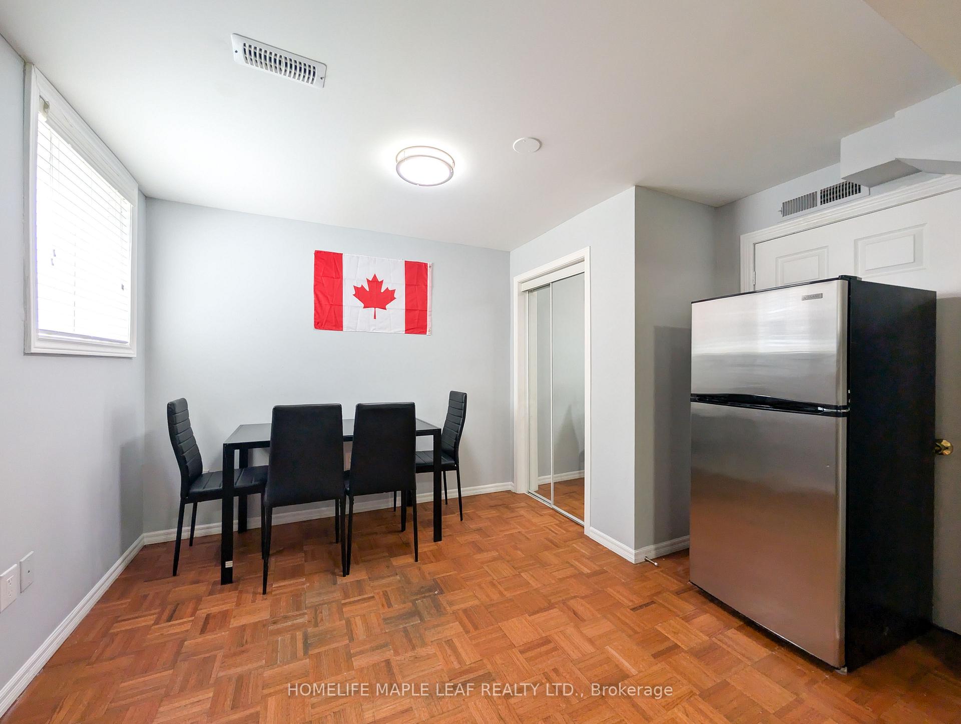 Photo 20 of 77 Kinzie Avenue, Kitchener, Centreville Chicopee — HOMEH