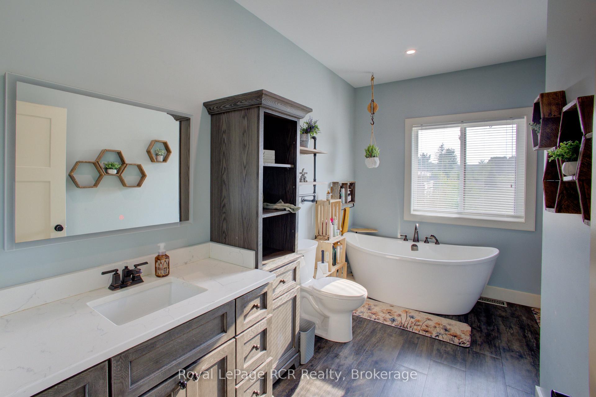 Photo 18 of 9624 O'dwyers Road, Minto — HOMEH
