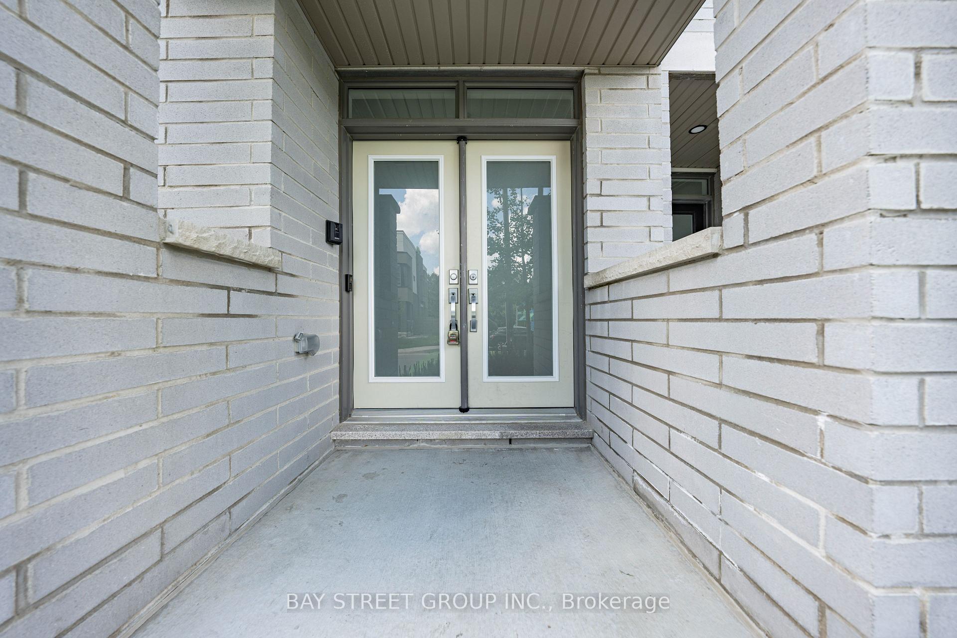 Photo 4 of 26 Harold Lawrie Lane, Markham, Aileen-Willowbrook — HOMEH