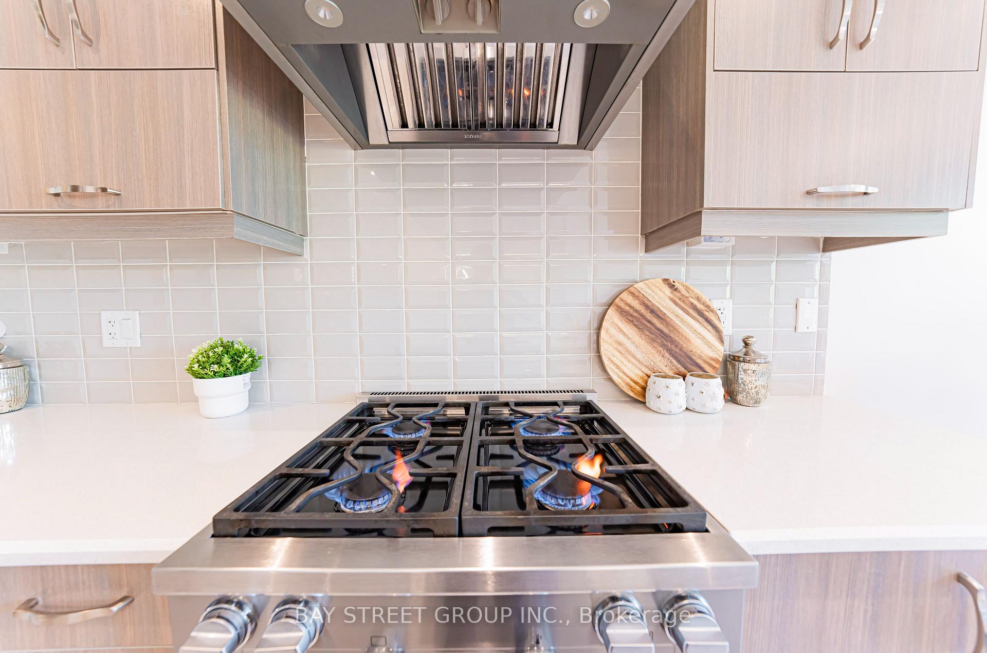 Photo 19 of 26 Harold Lawrie Lane, Markham, Aileen-Willowbrook — HOMEH