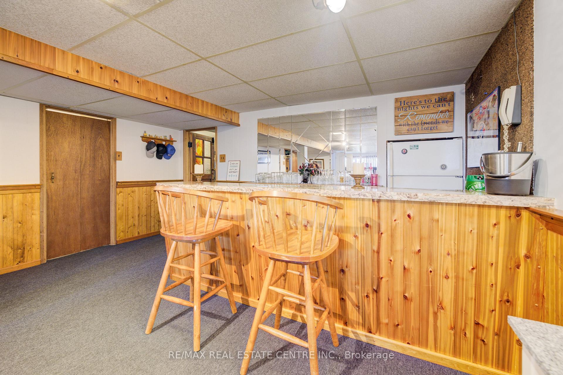 Photo 34 of 26 Cluthe Crescent E, Kitchener — HOMEH