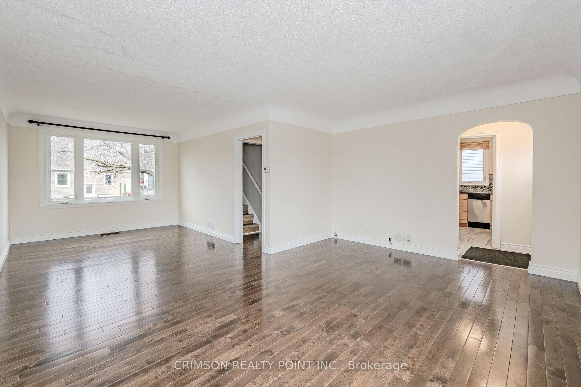 Photo 12 of 42 East 11th Street, Hamilton, Inch Park — HOMEH