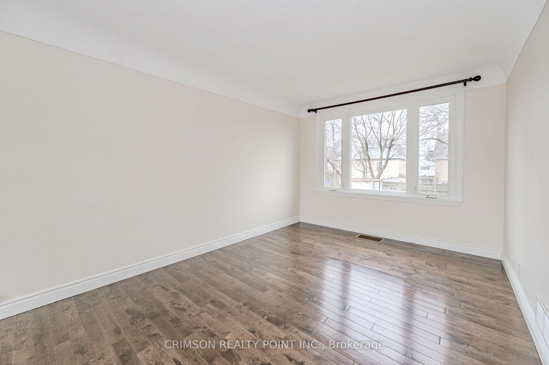 Photo 14 of 42 East 11th Street, Hamilton, Inch Park — HOMEH