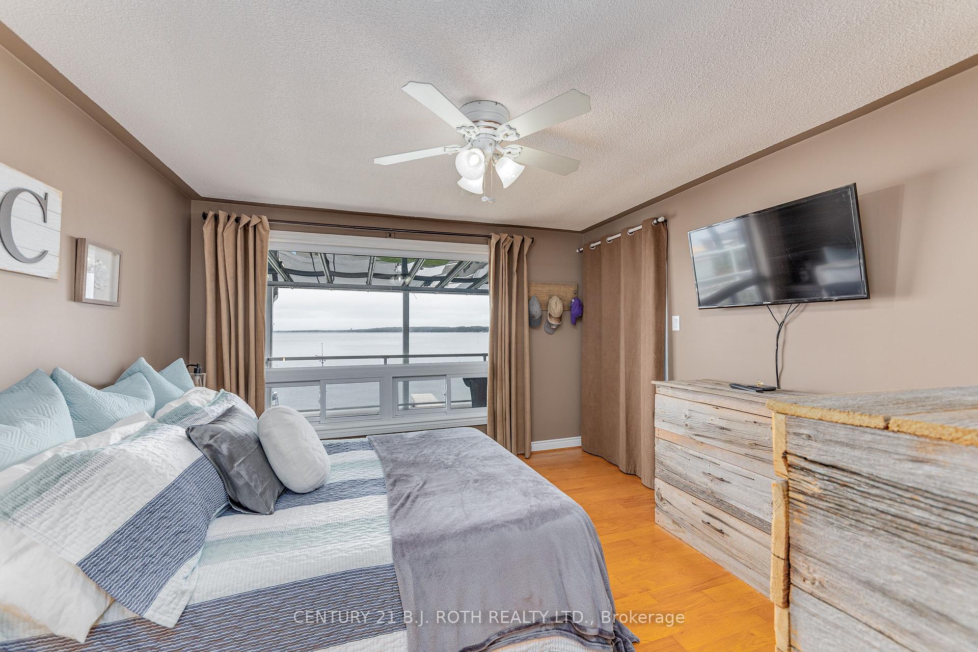 Photo 21 of 409 Pheasant Lane, Midland — HOMEH