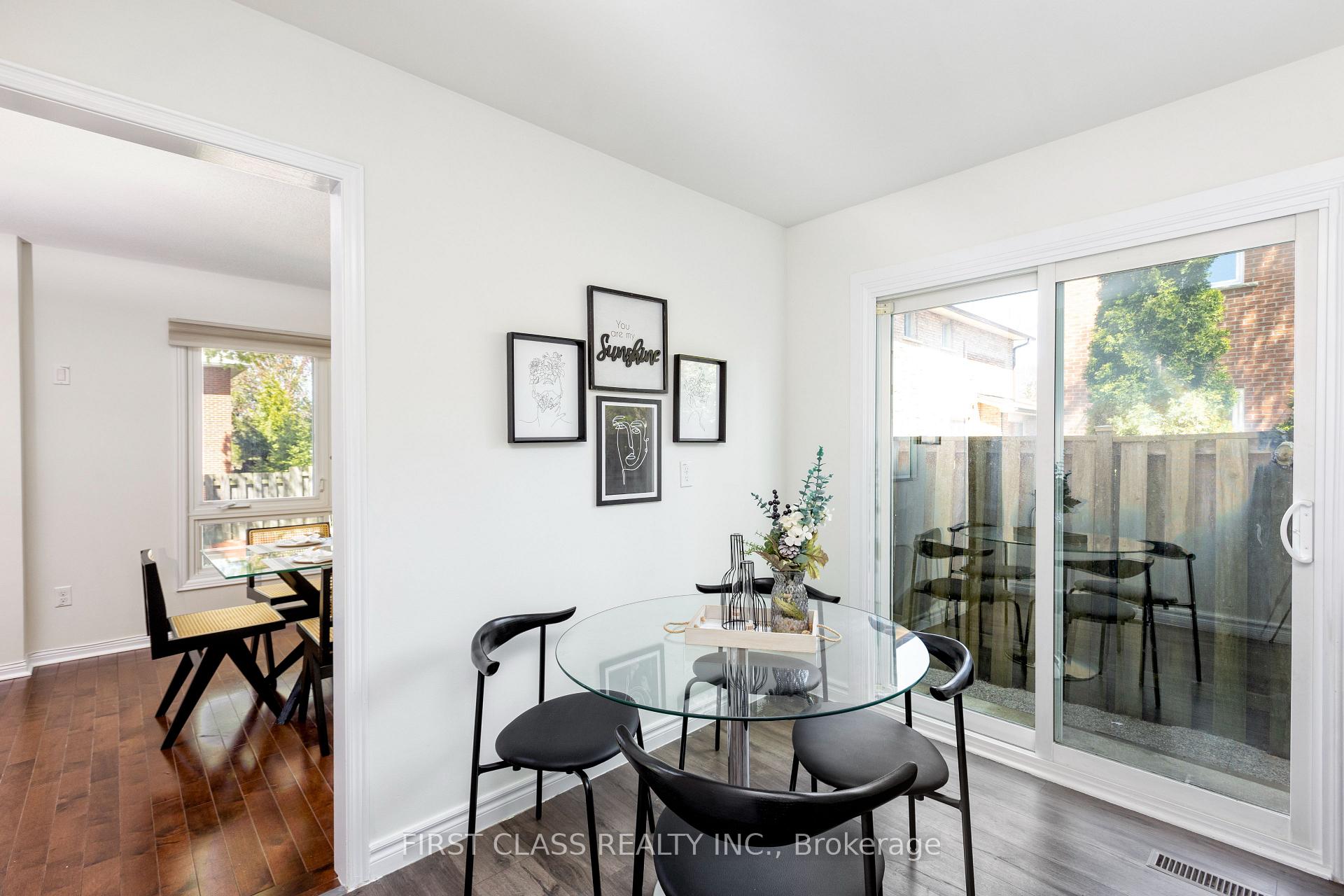 Photo 8 of 5 Radford Crescent, Markham, Sherwood-Amberglen — HOMEH