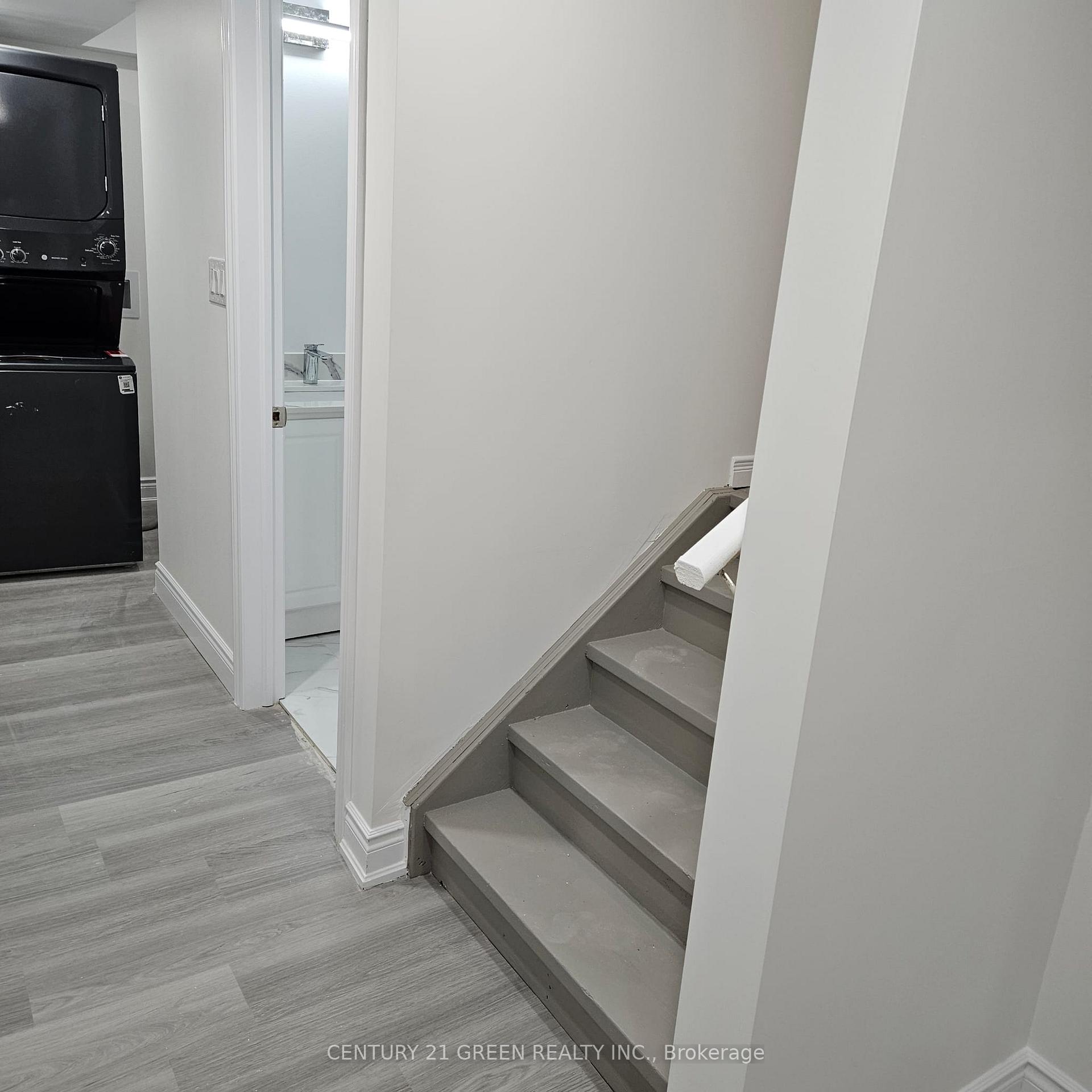 Photo 5 of Unit Bsmt, 52 Queen Mary Boulevard, Hamilton, Stoney Creek Mountain — HOMEH