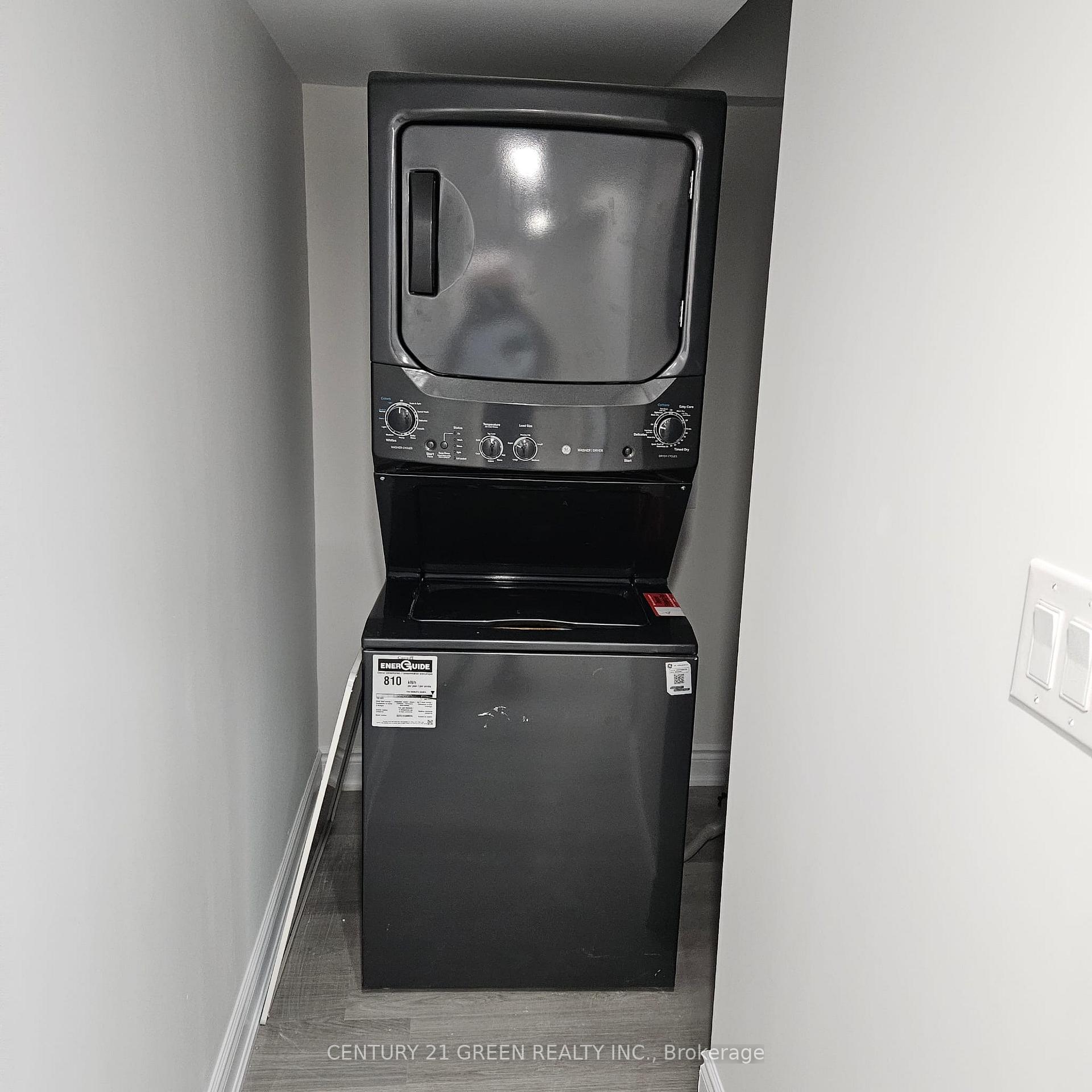 Photo 10 of Unit Bsmt, 52 Queen Mary Boulevard, Hamilton, Stoney Creek Mountain — HOMEH