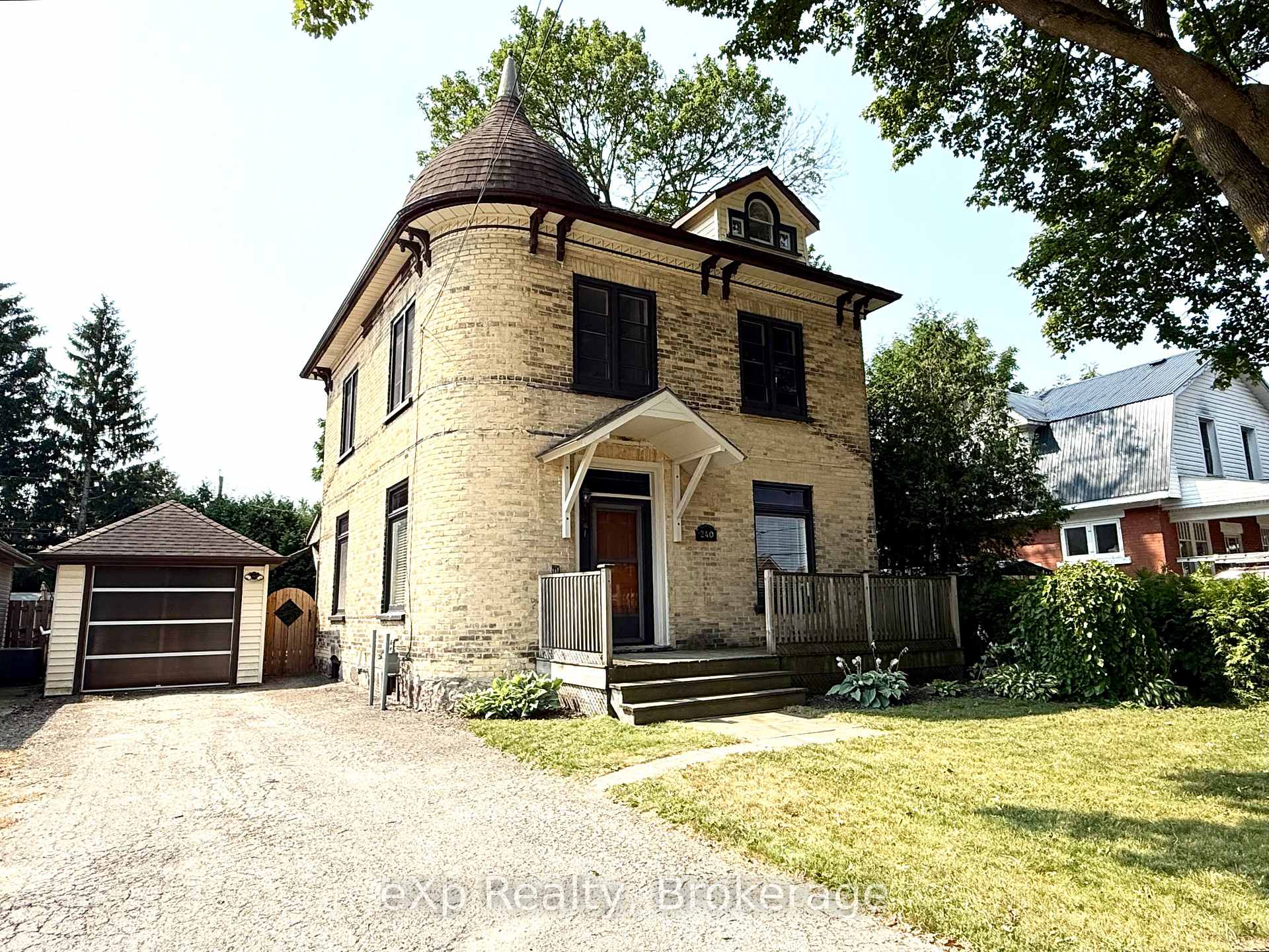 Photo 1 of 240 Inkerman St, Minto — HOMEH
